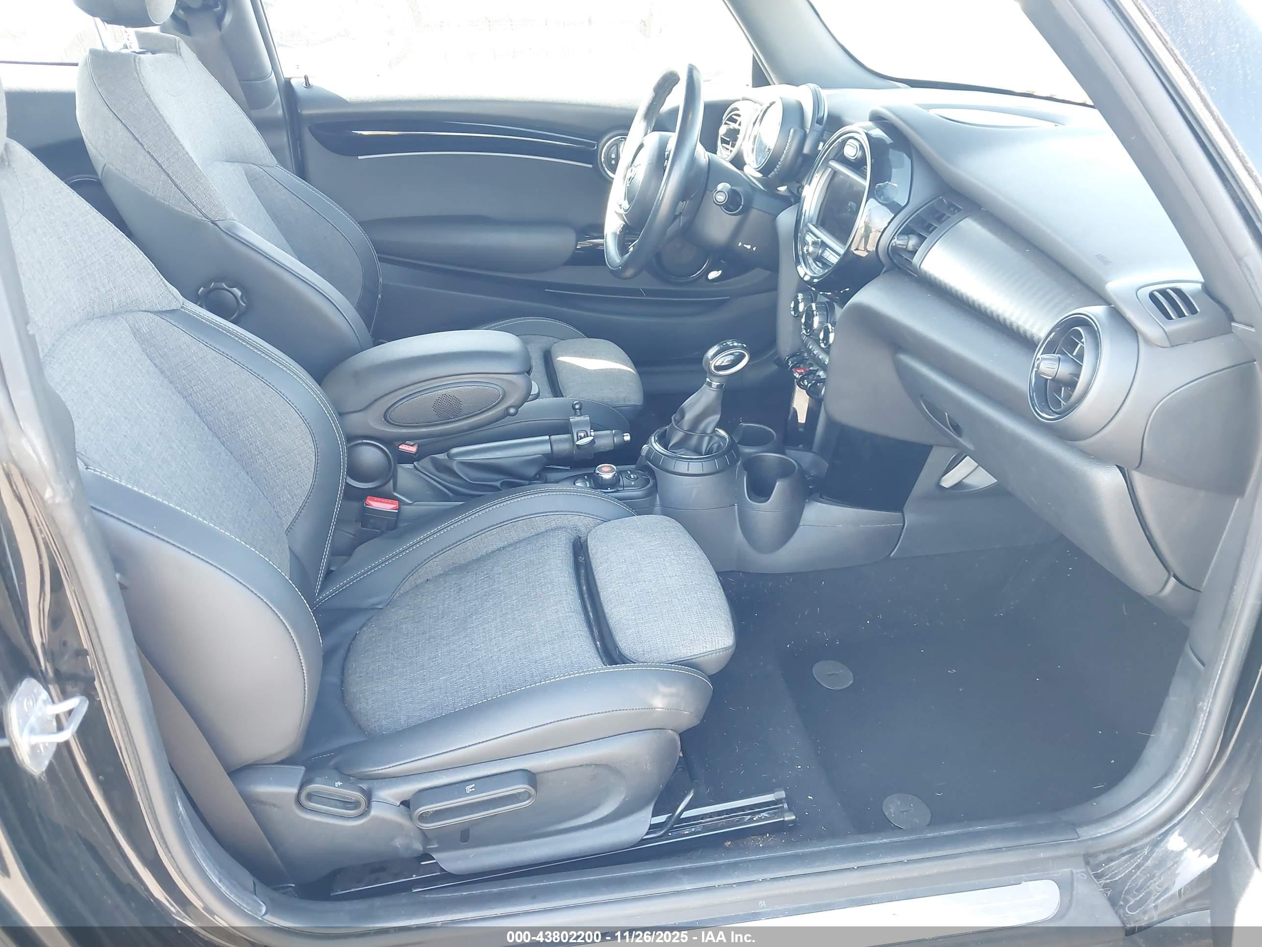 MINI HARDTOP image 5