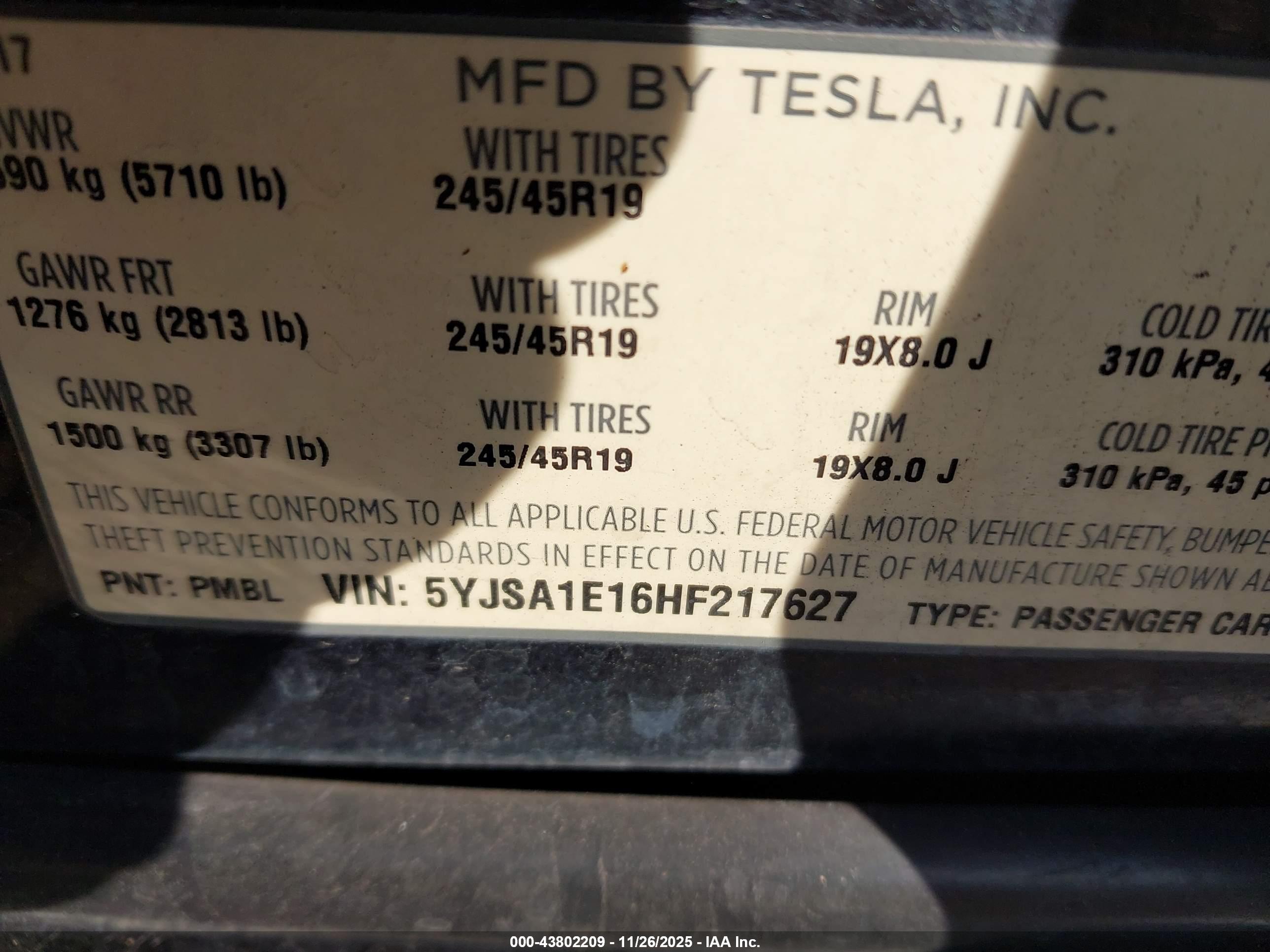 TESLA MODEL image 9