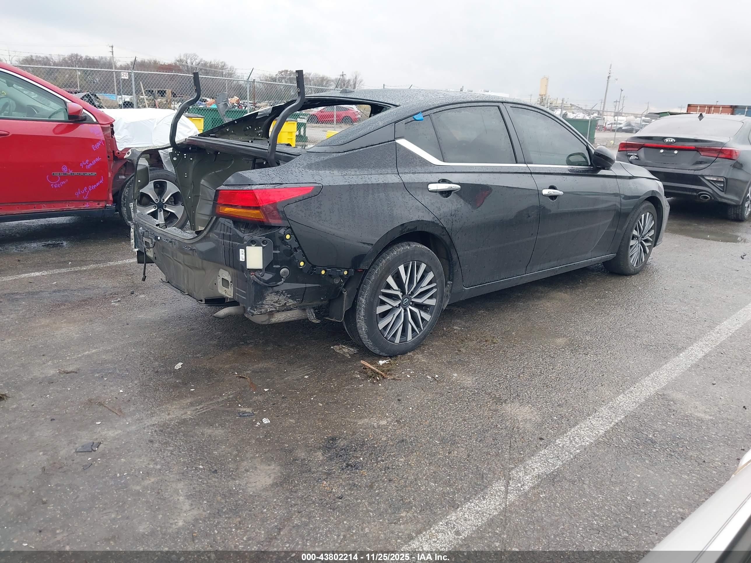 NISSAN ALTIMA image 4