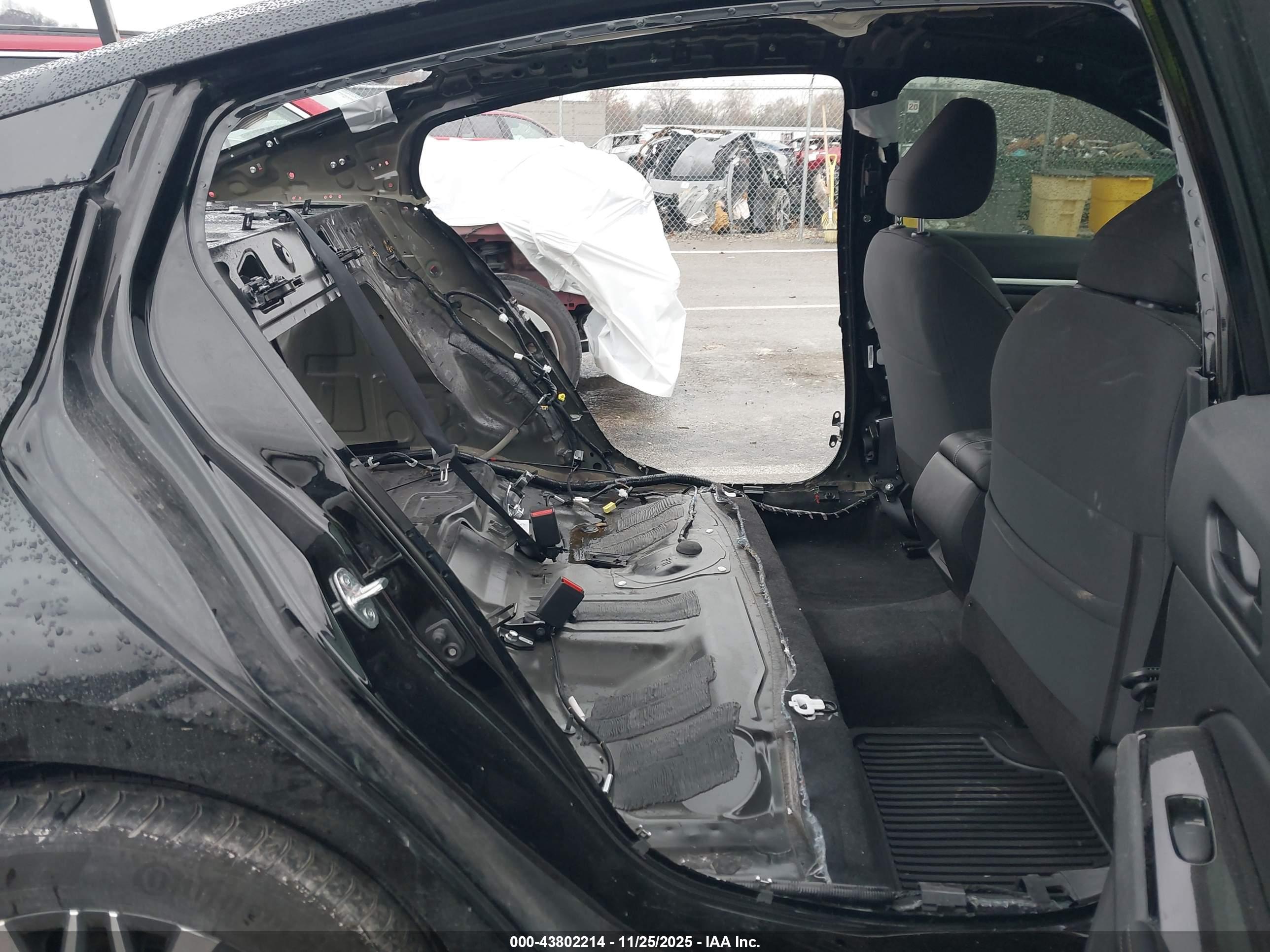 NISSAN ALTIMA image 8