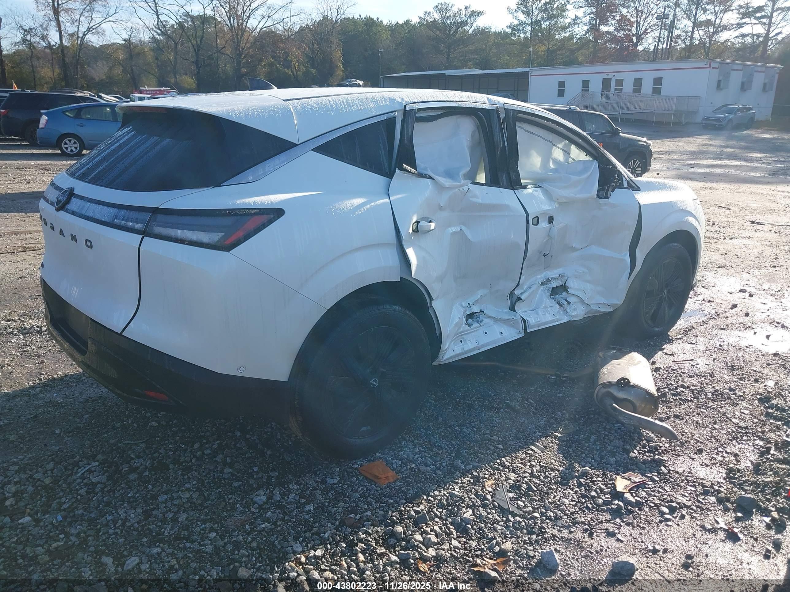 NISSAN MURANO image 4