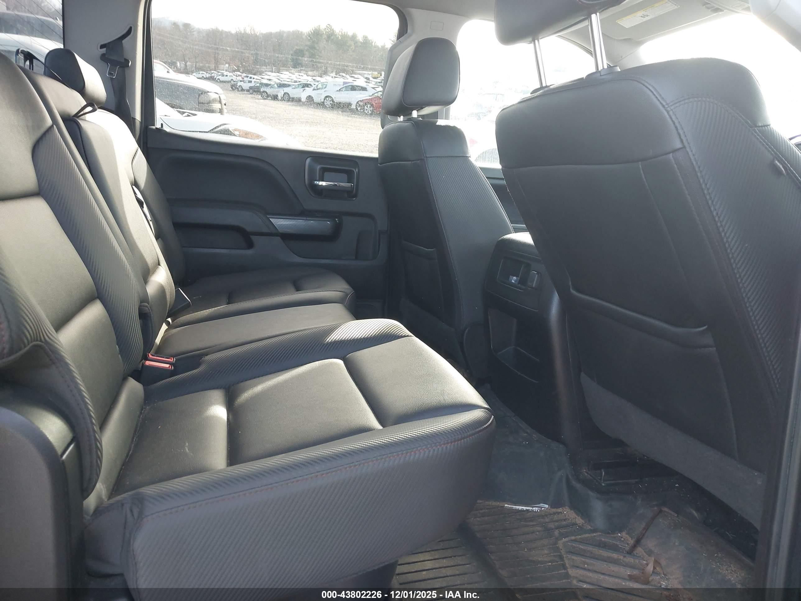 GMC SIERRA image 8