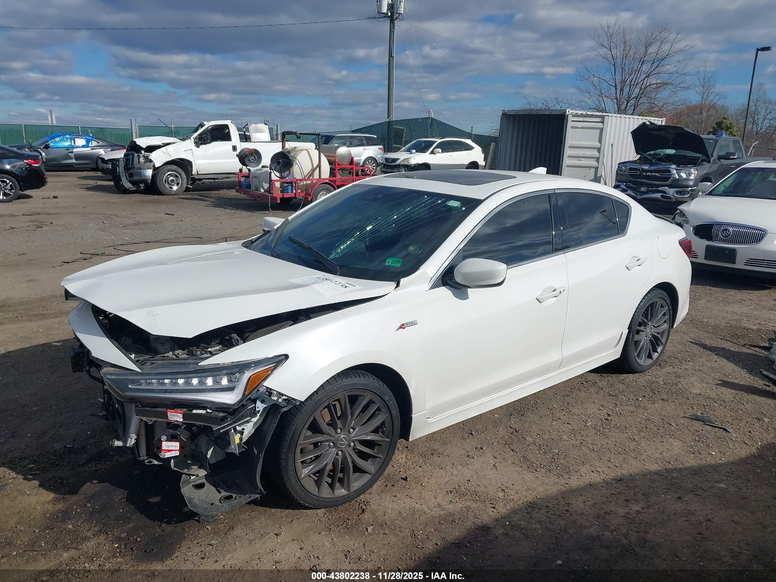 ACURA ILX image 2