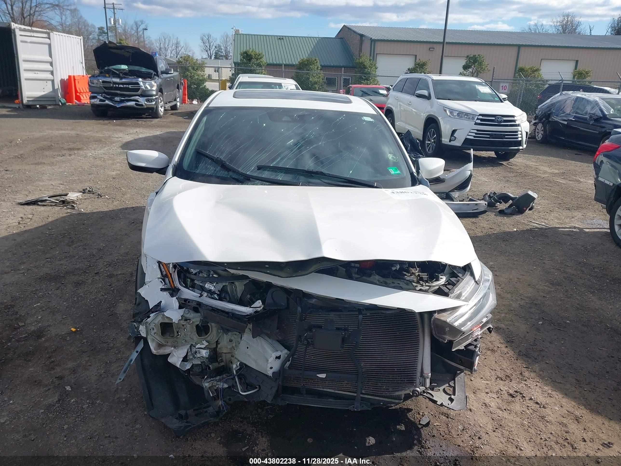 ACURA ILX image 6