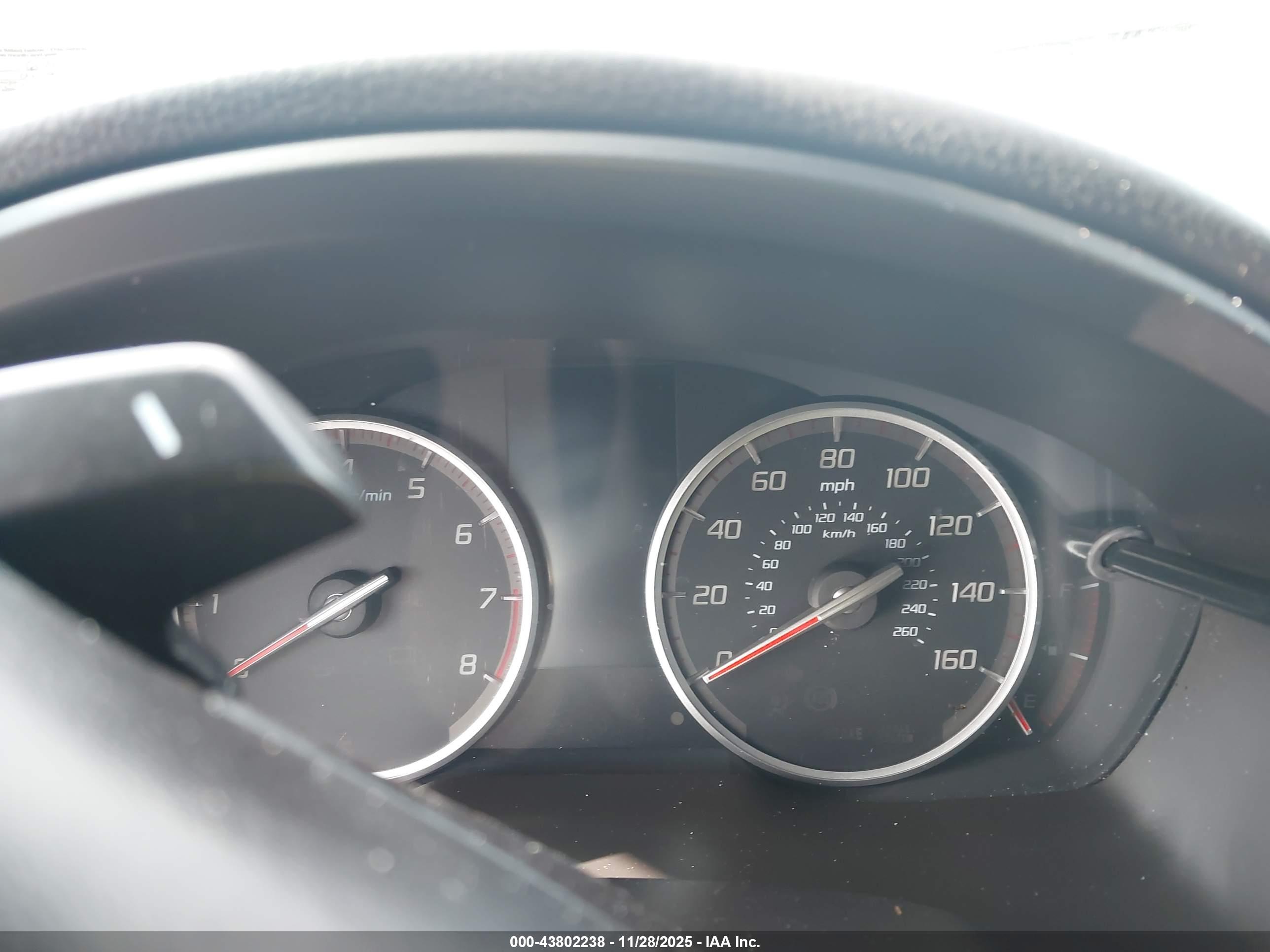 ACURA ILX image 7