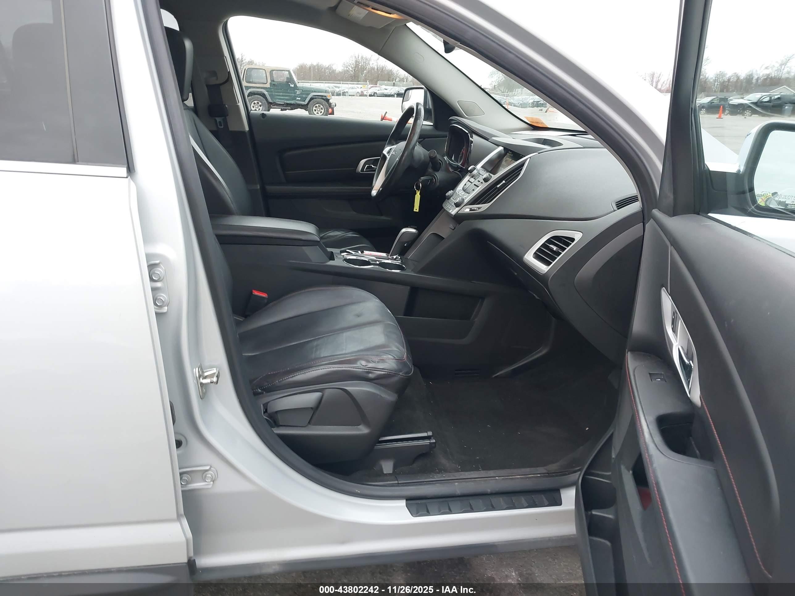 GMC TERRAIN image 5