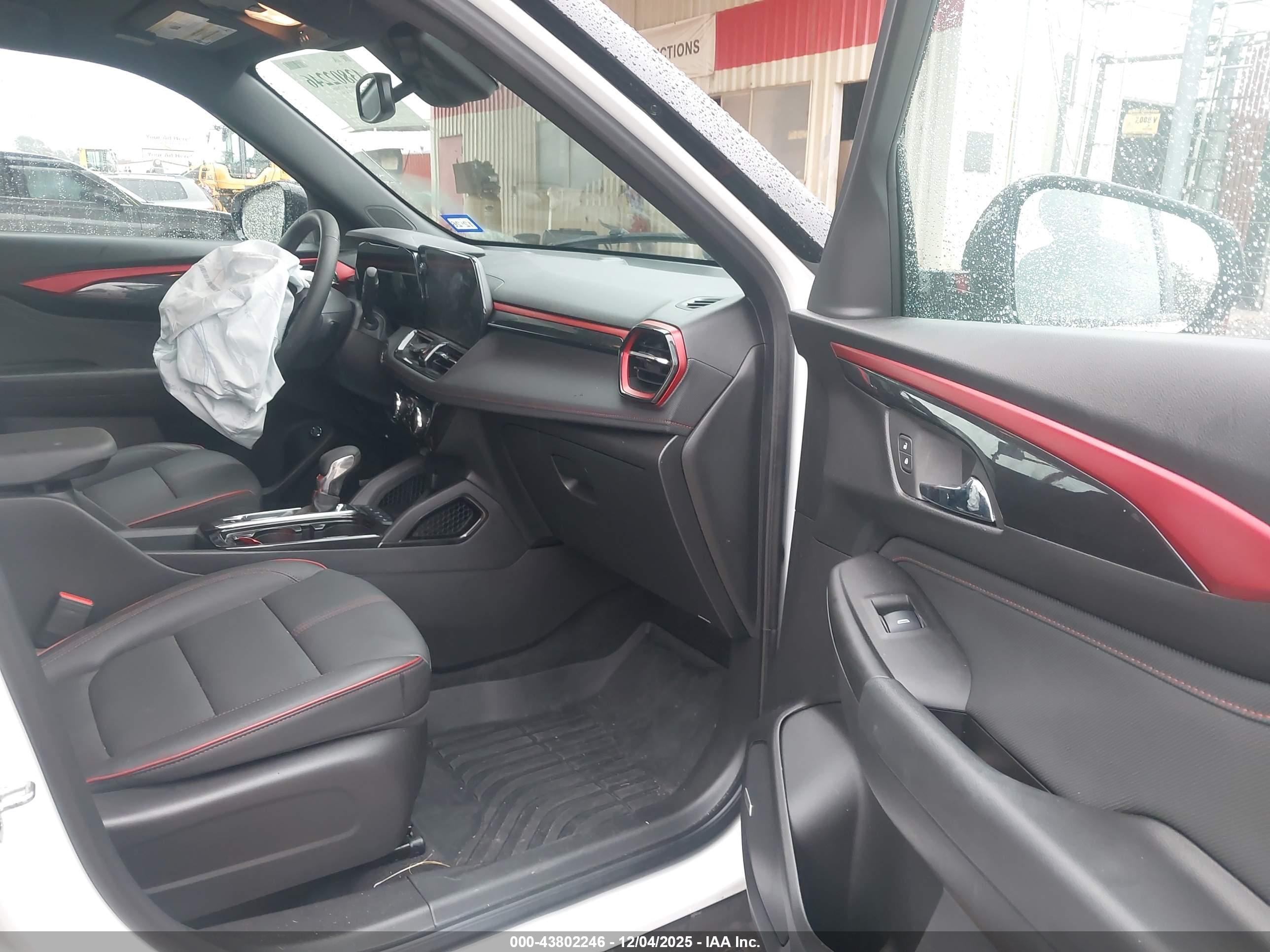 CHEVROLET TRAILBLAZER image 5
