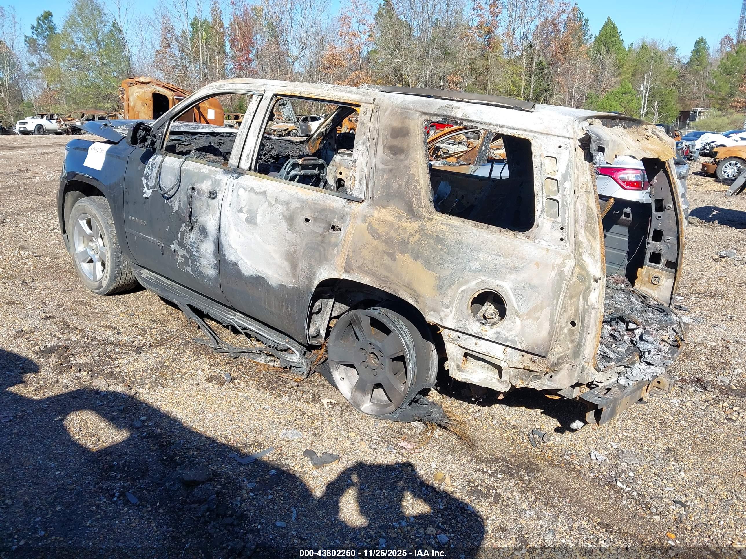 CHEVROLET TAHOE image 3