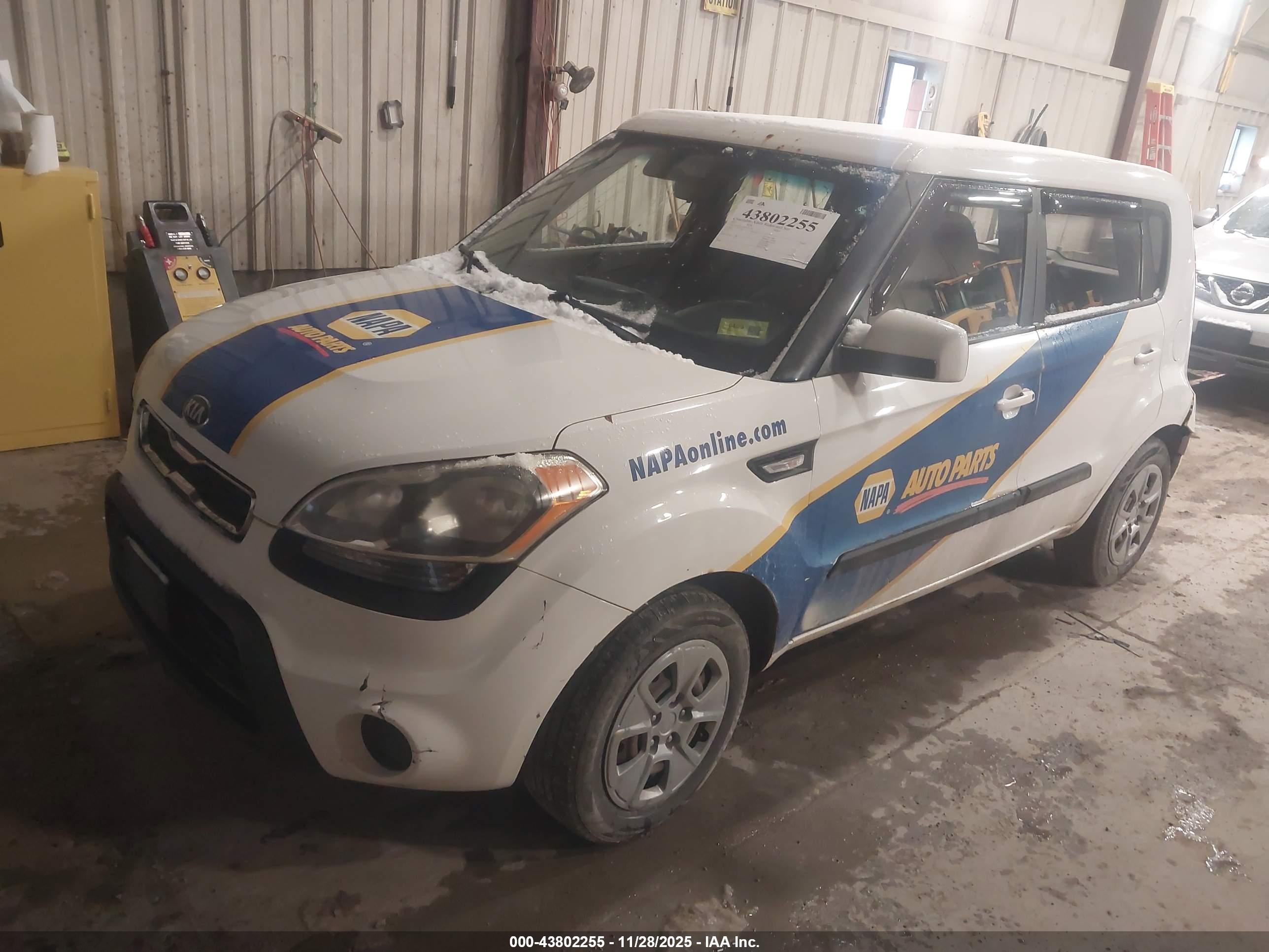 KIA SOUL image 2