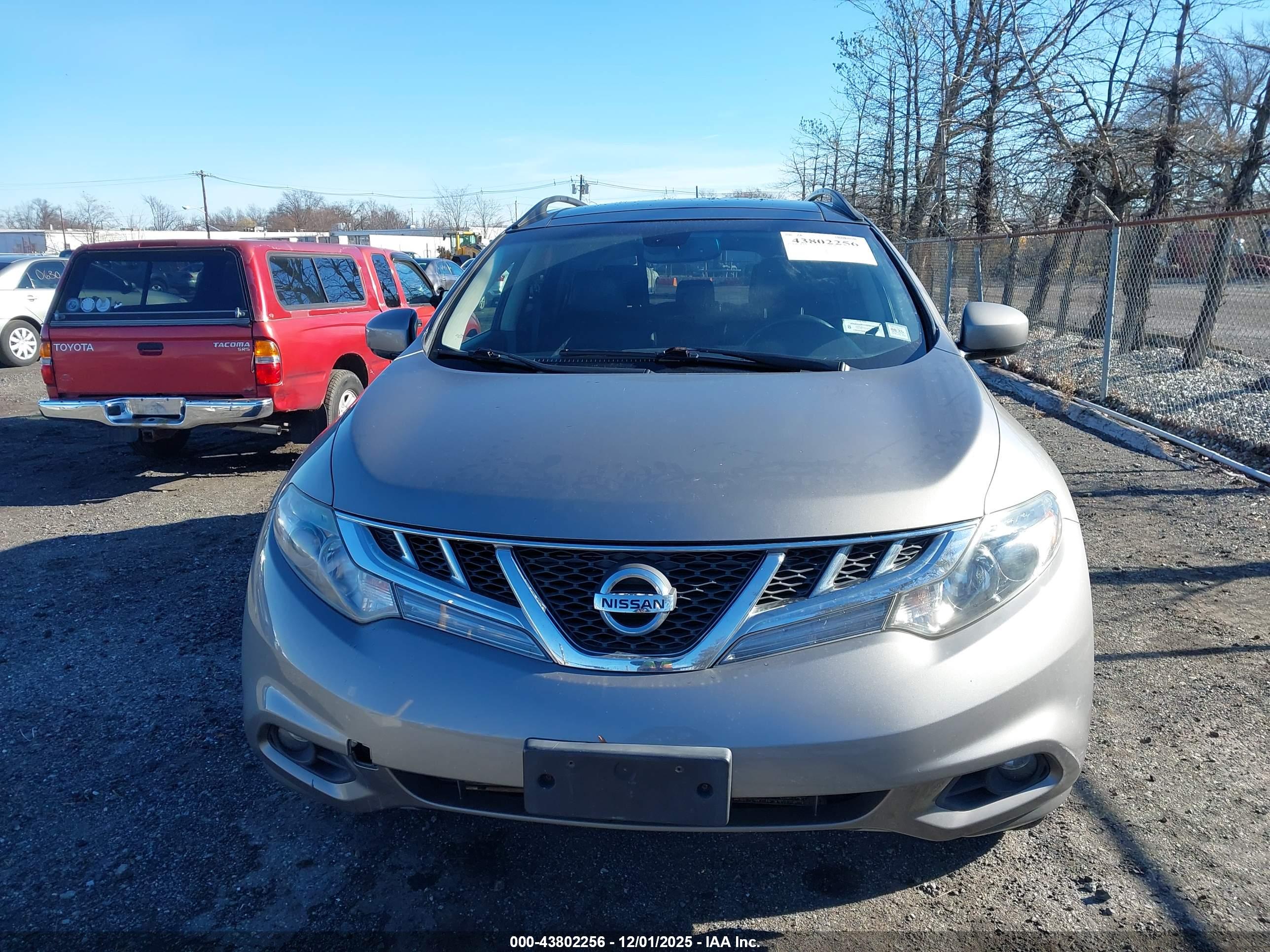 NISSAN MURANO image 6