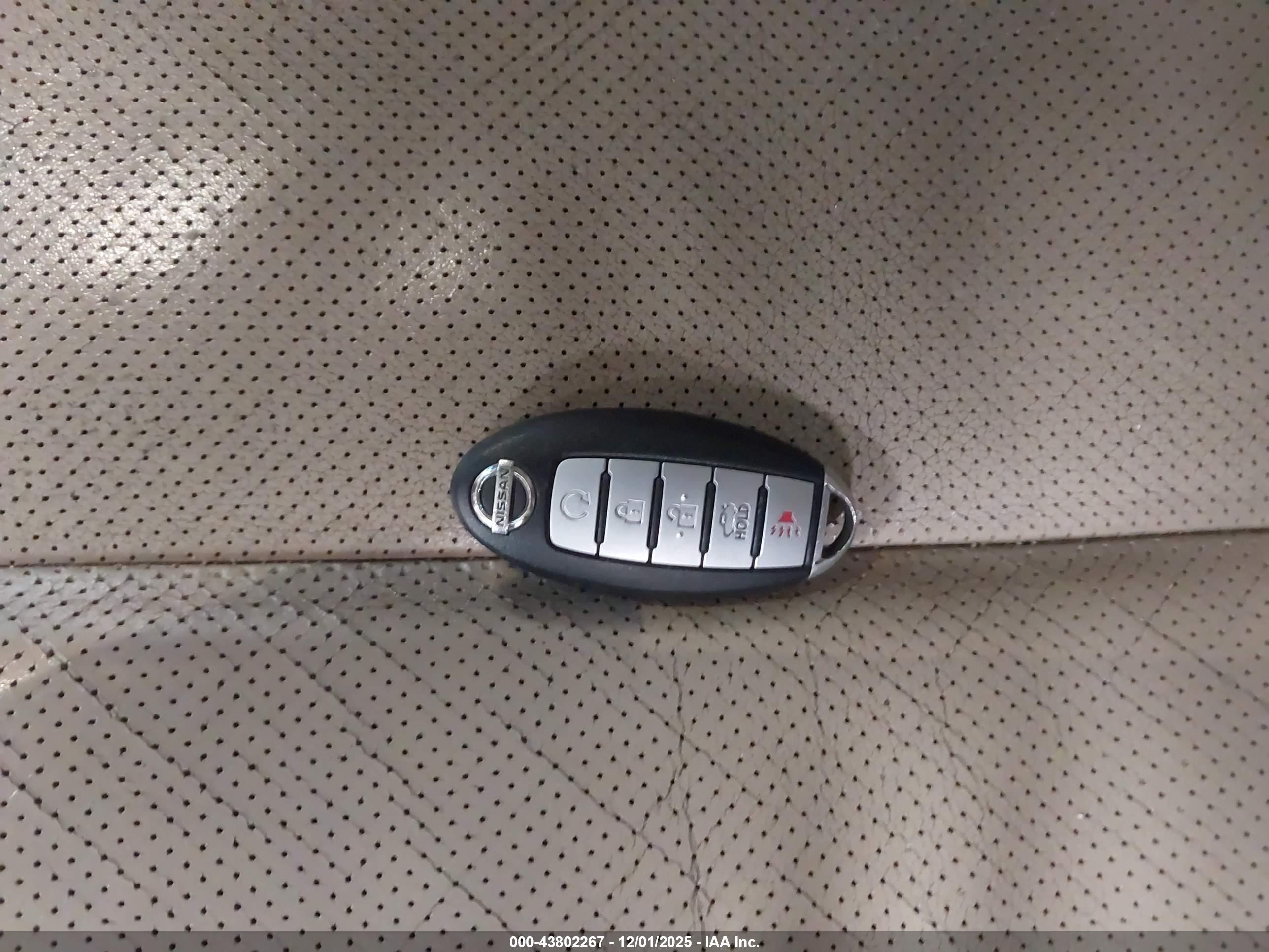 NISSAN ALTIMA image 11