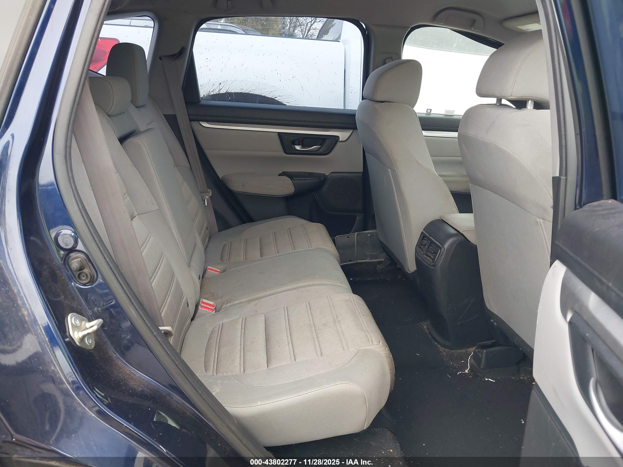 HONDA CR-V image 8