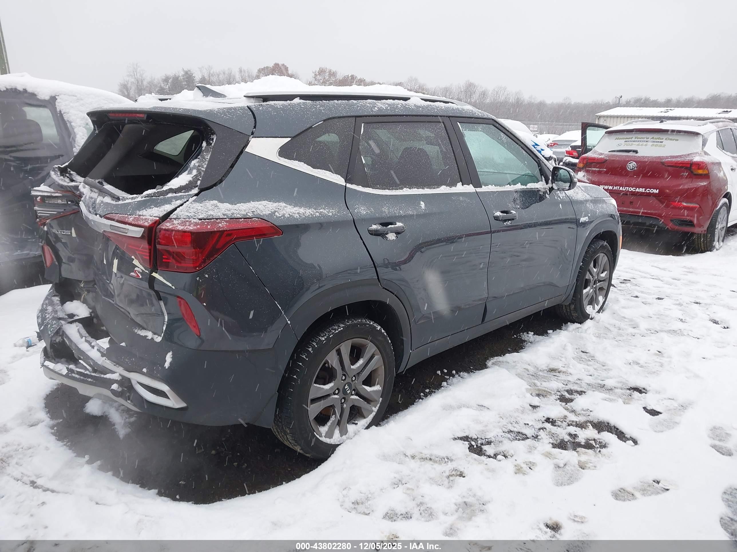 KIA SELTOS image 4