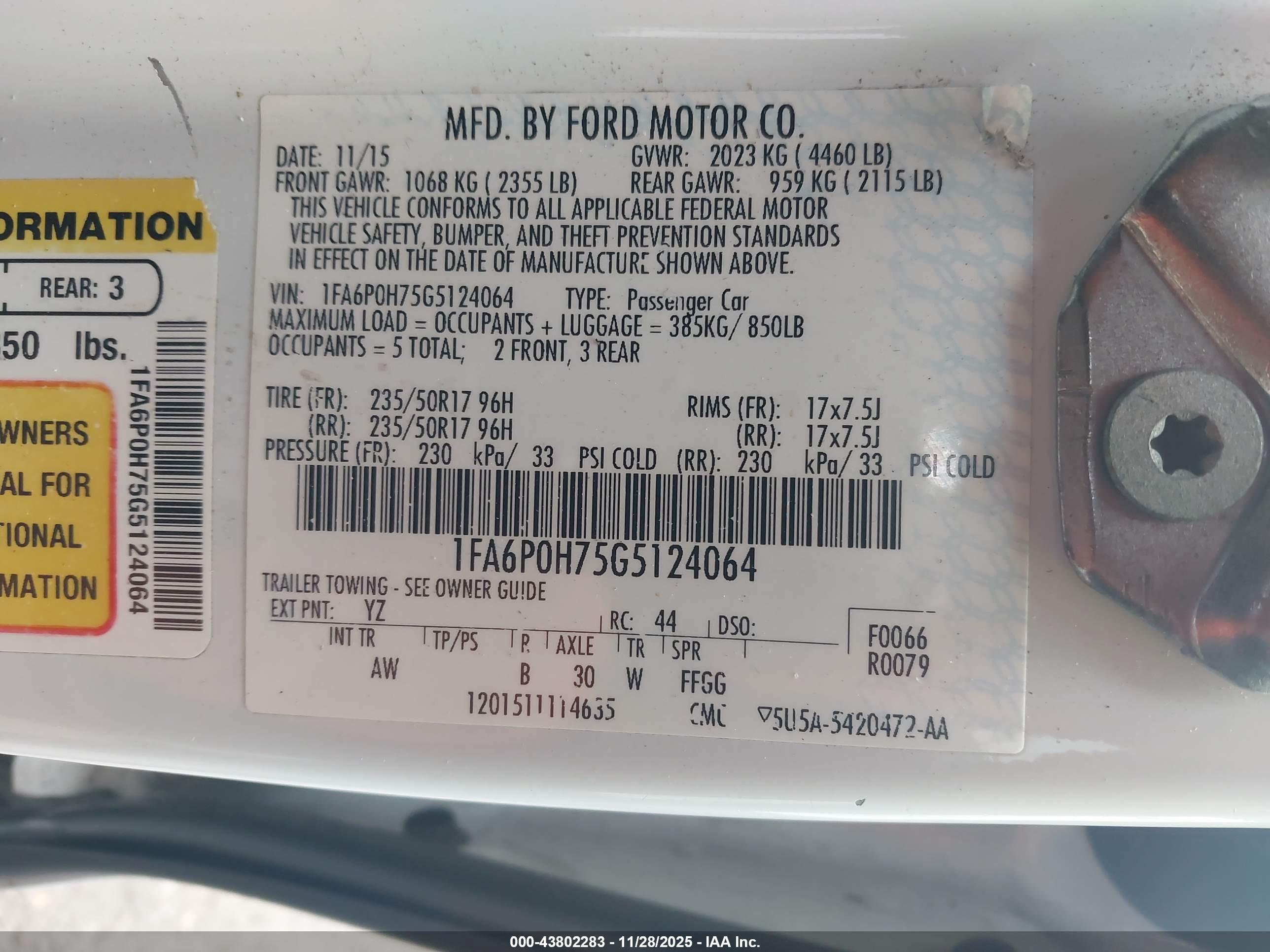 FORD FUSION image 9