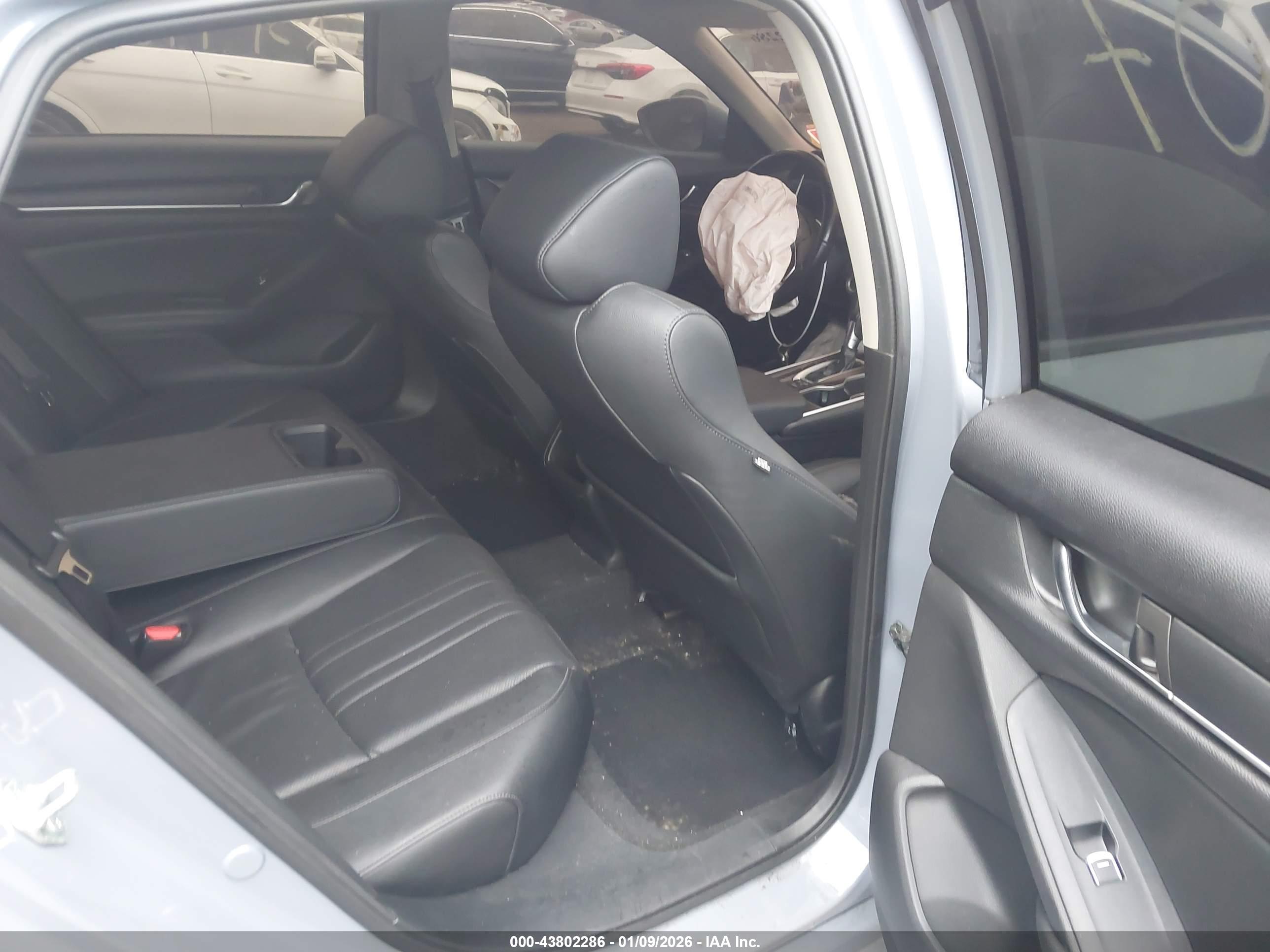 HONDA ACCORD image 8