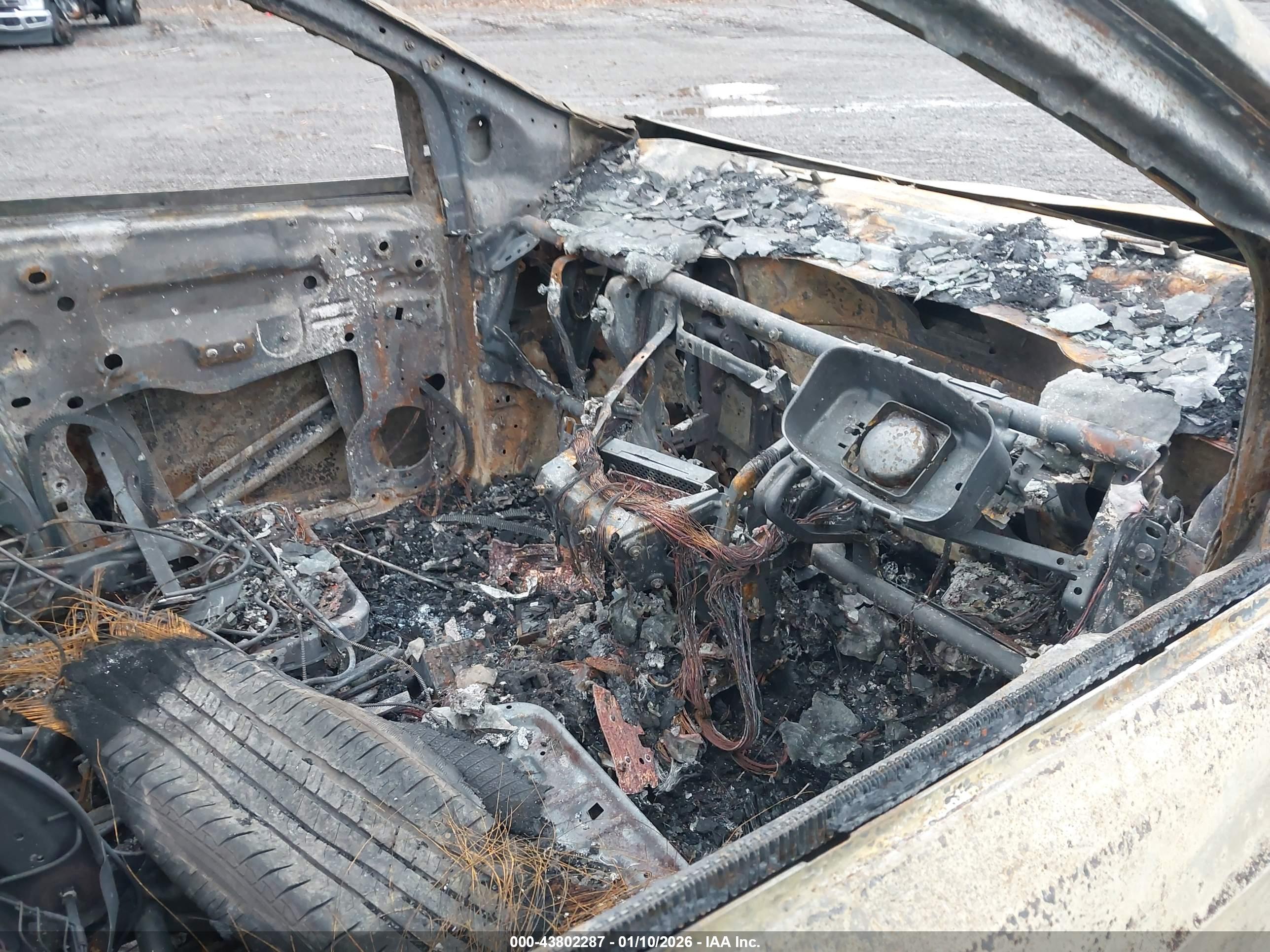 FORD ESCAPE image 5