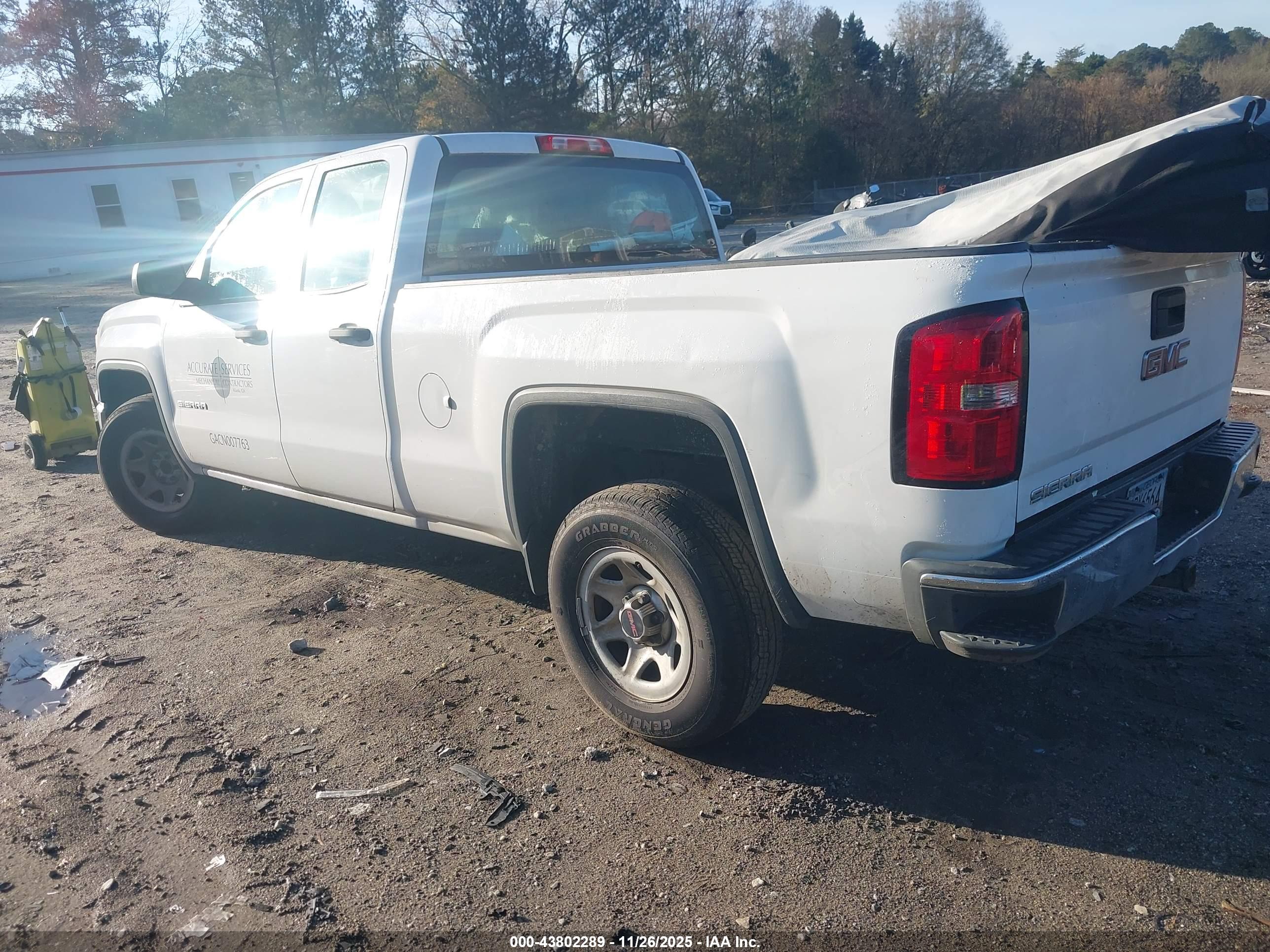 GMC SIERRA image 3