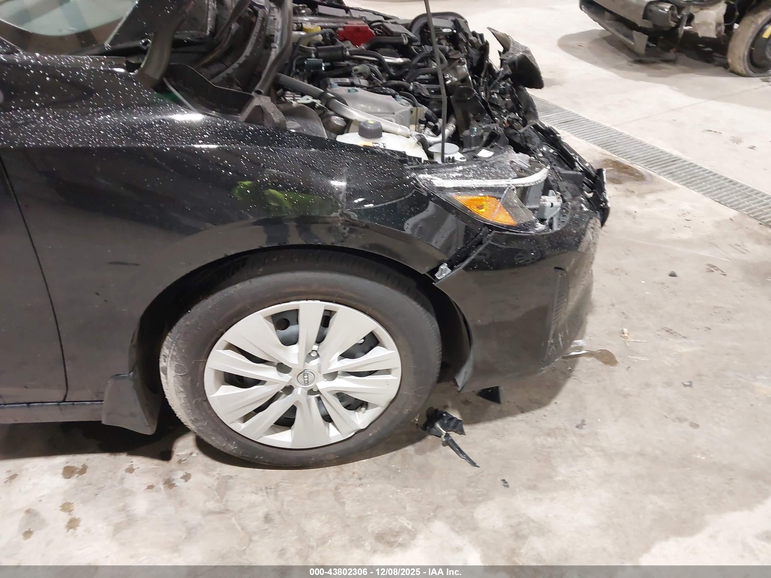 NISSAN SENTRA image 6
