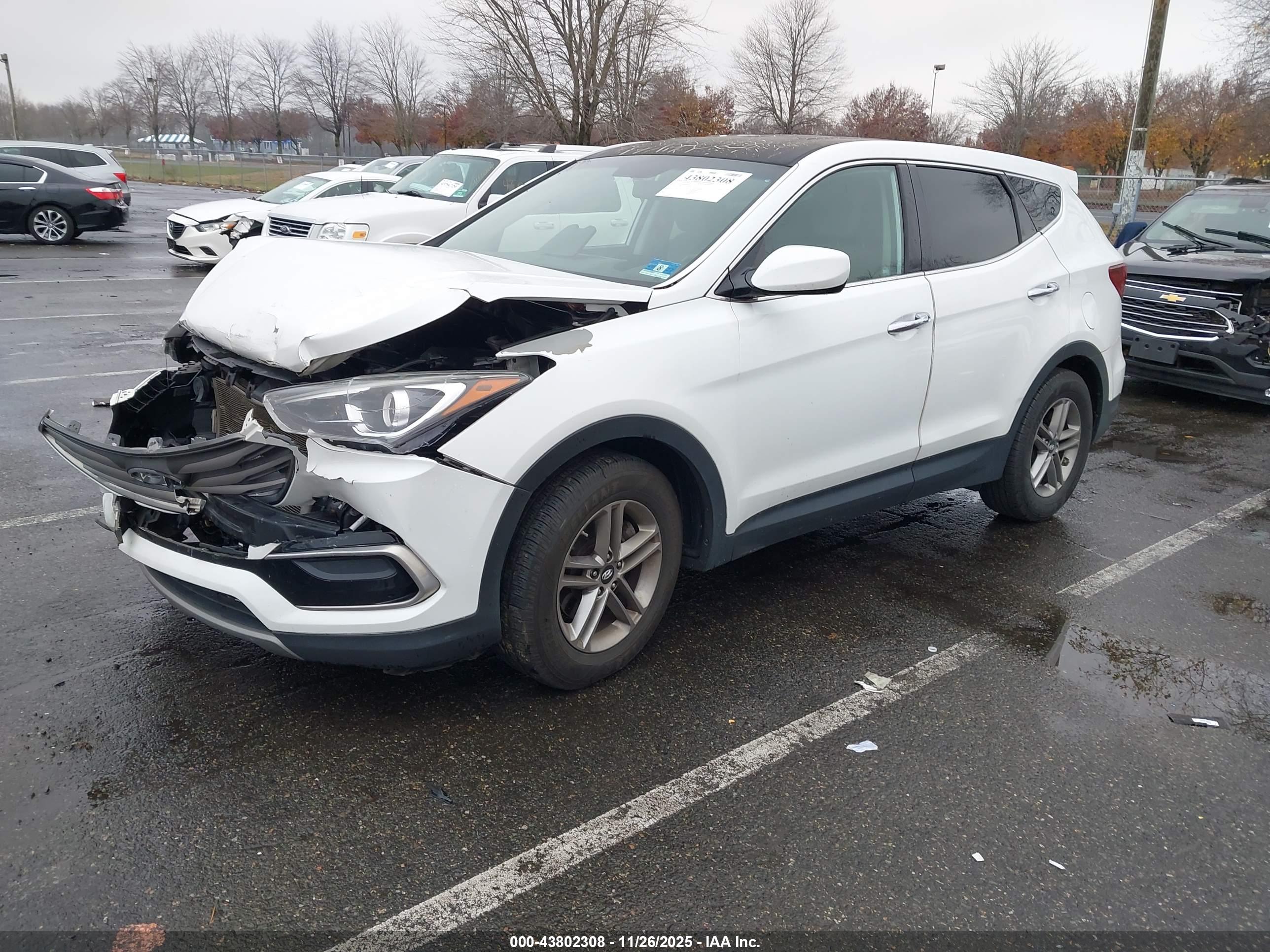 HYUNDAI SANTA image 2