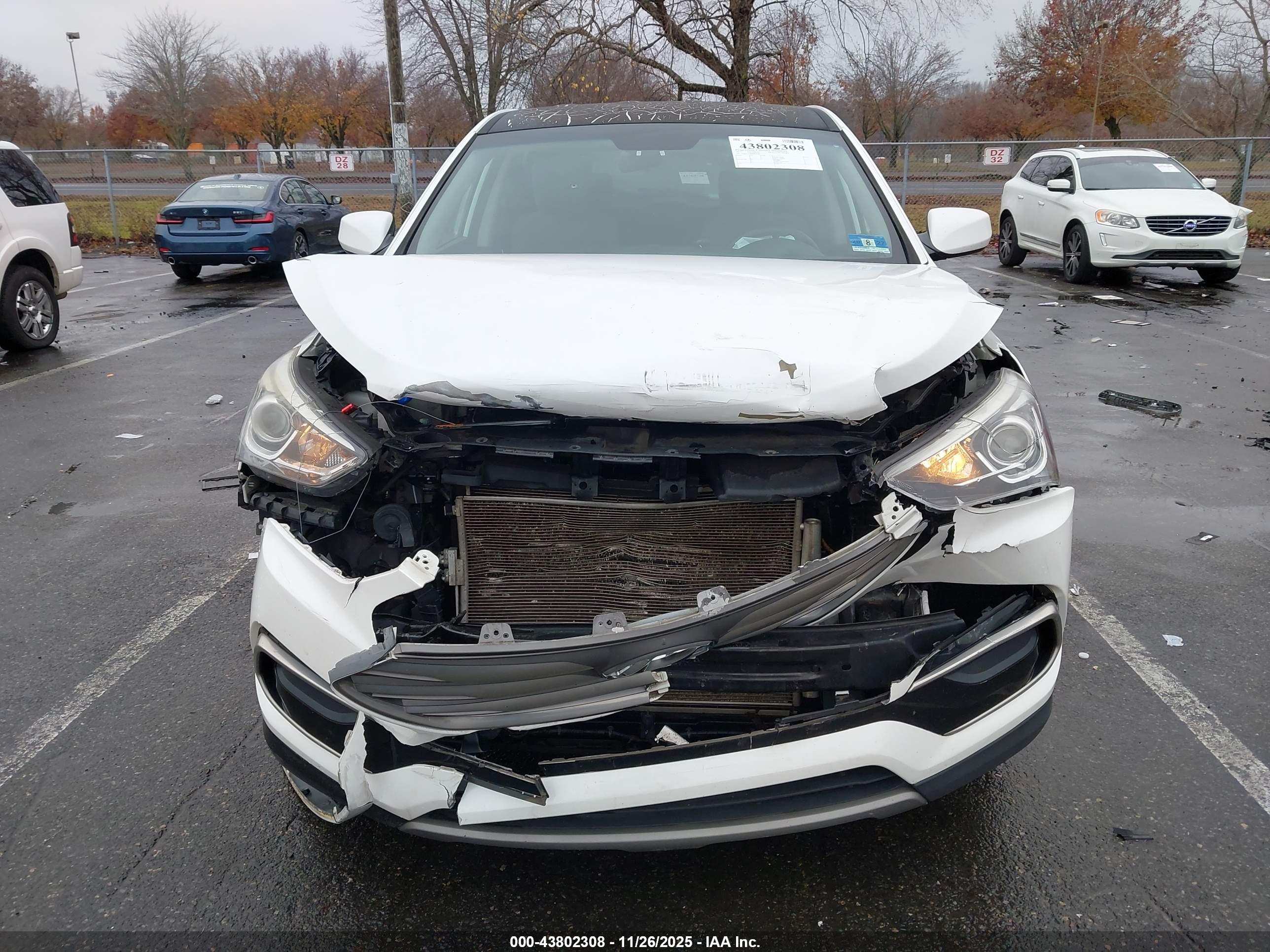 HYUNDAI SANTA image 6