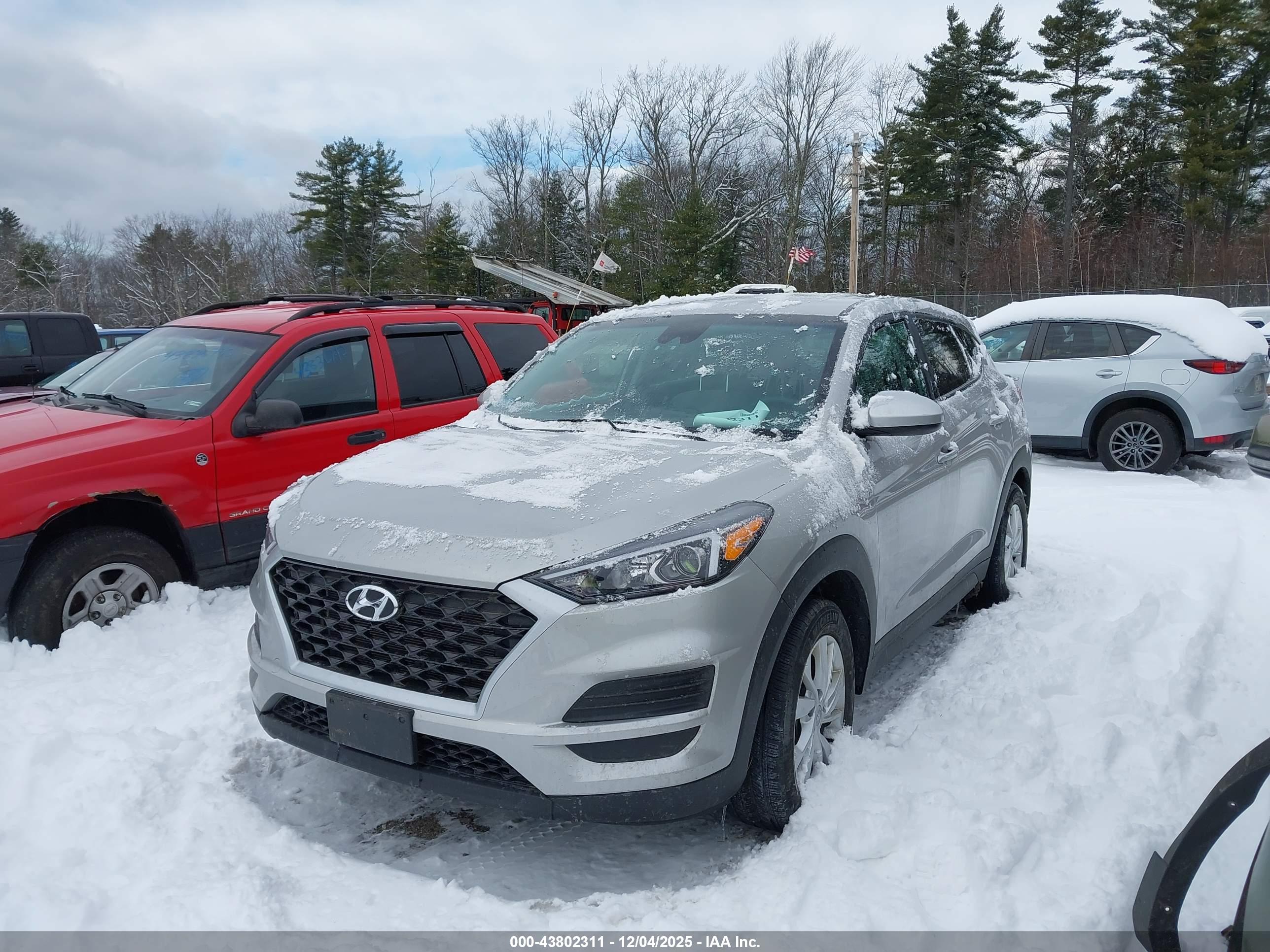 HYUNDAI TUCSON image 2