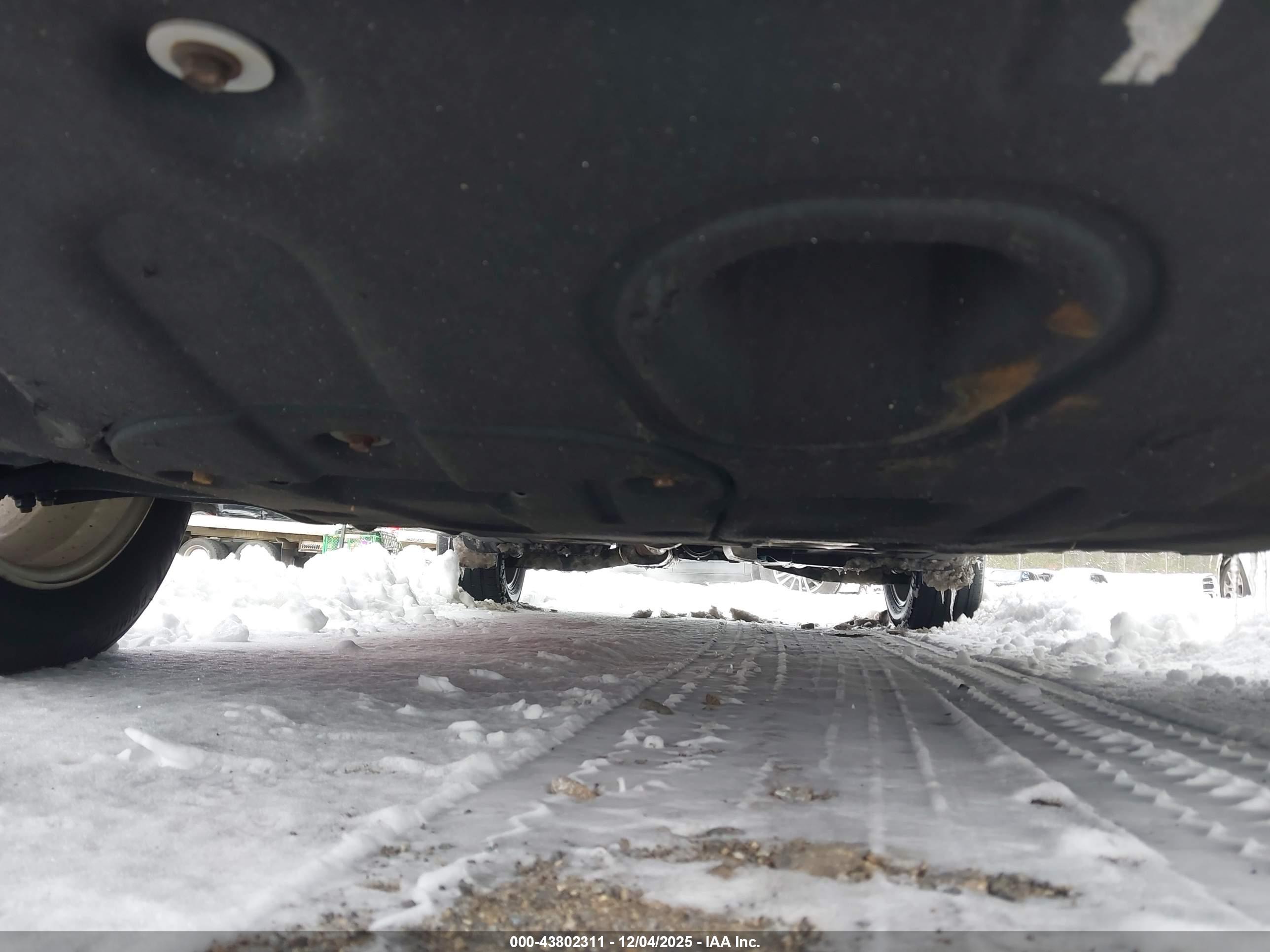 HYUNDAI TUCSON image 6