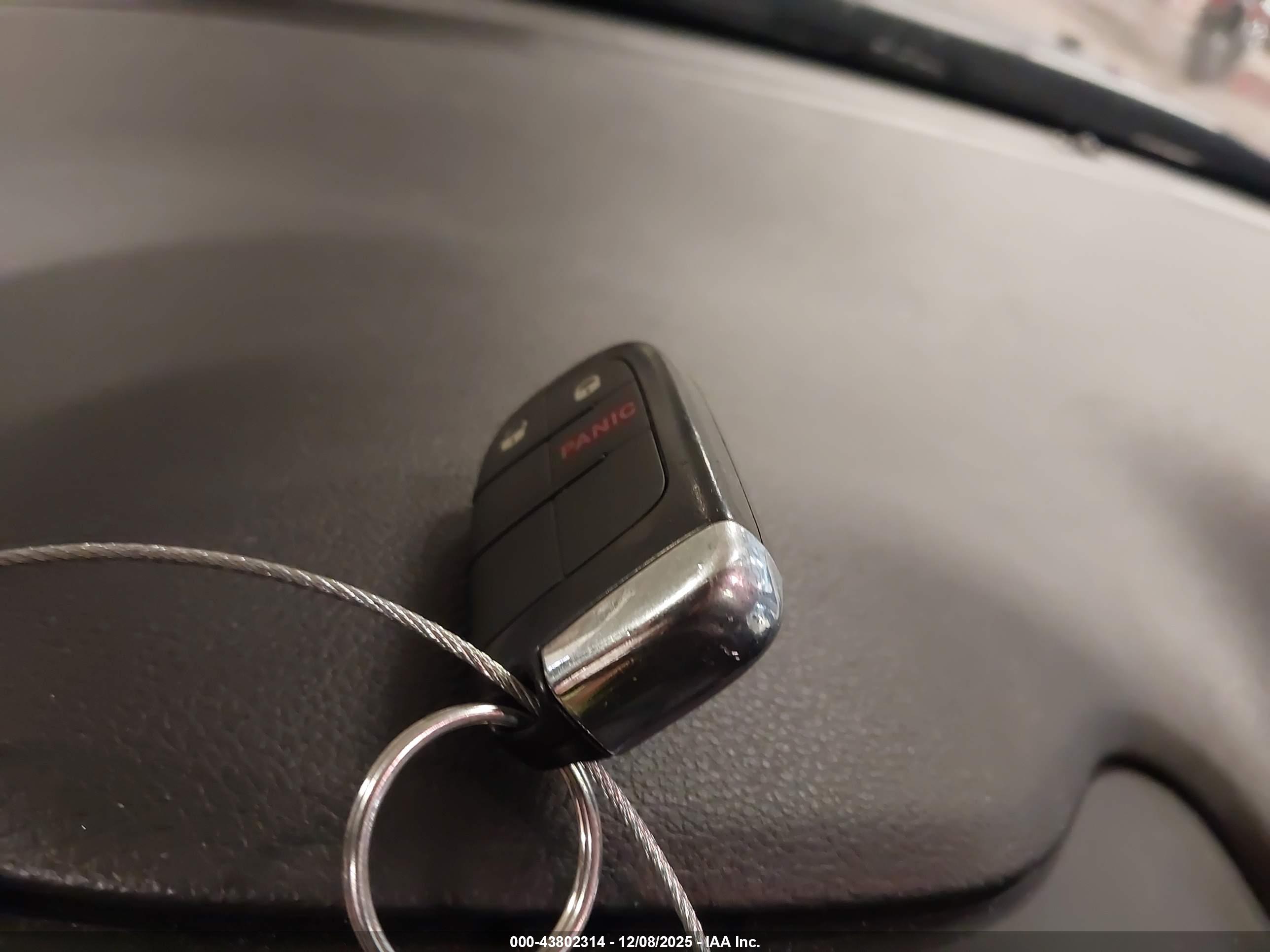 JEEP RENEGADE image 11