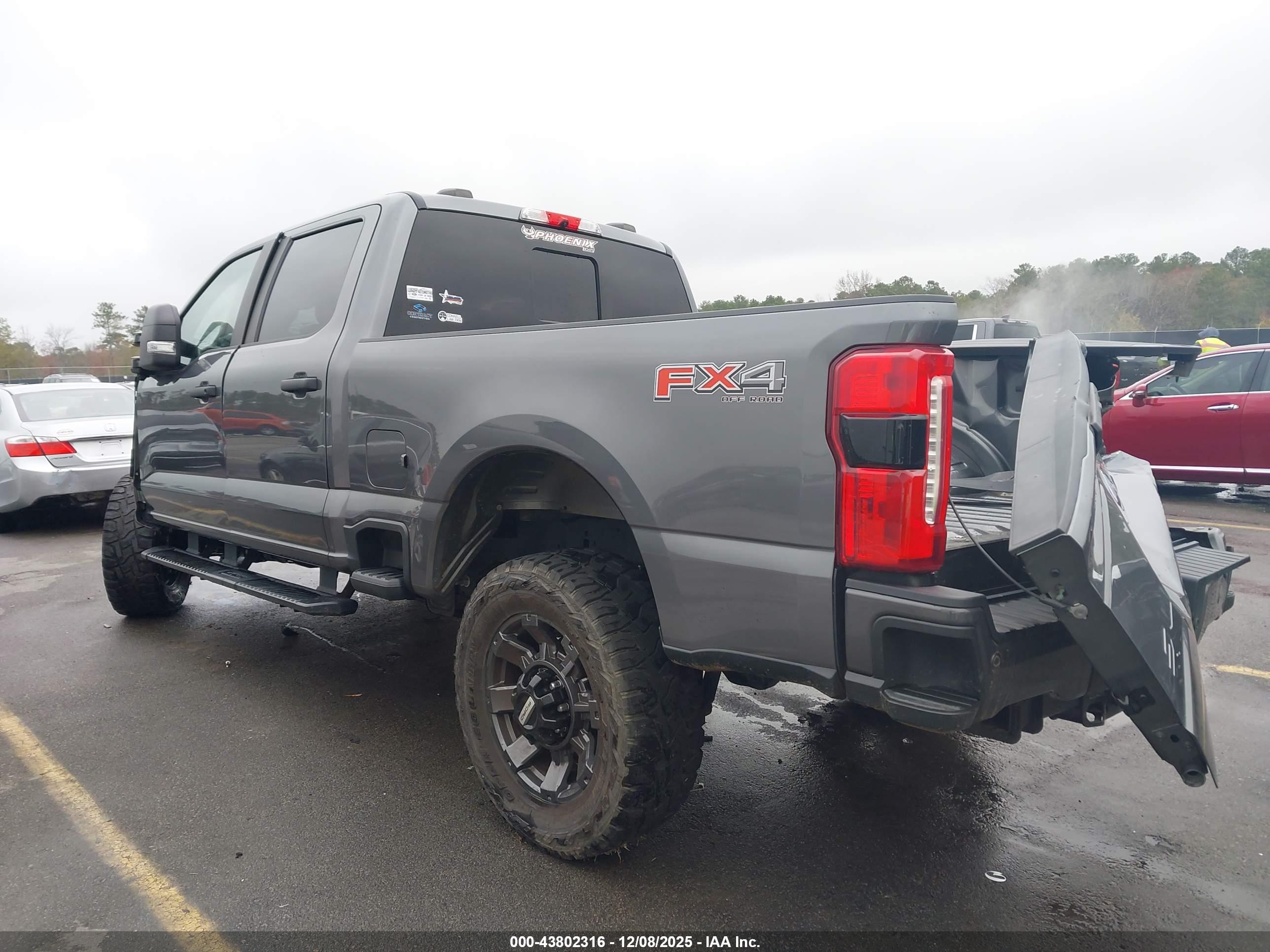 FORD F-250 image 3