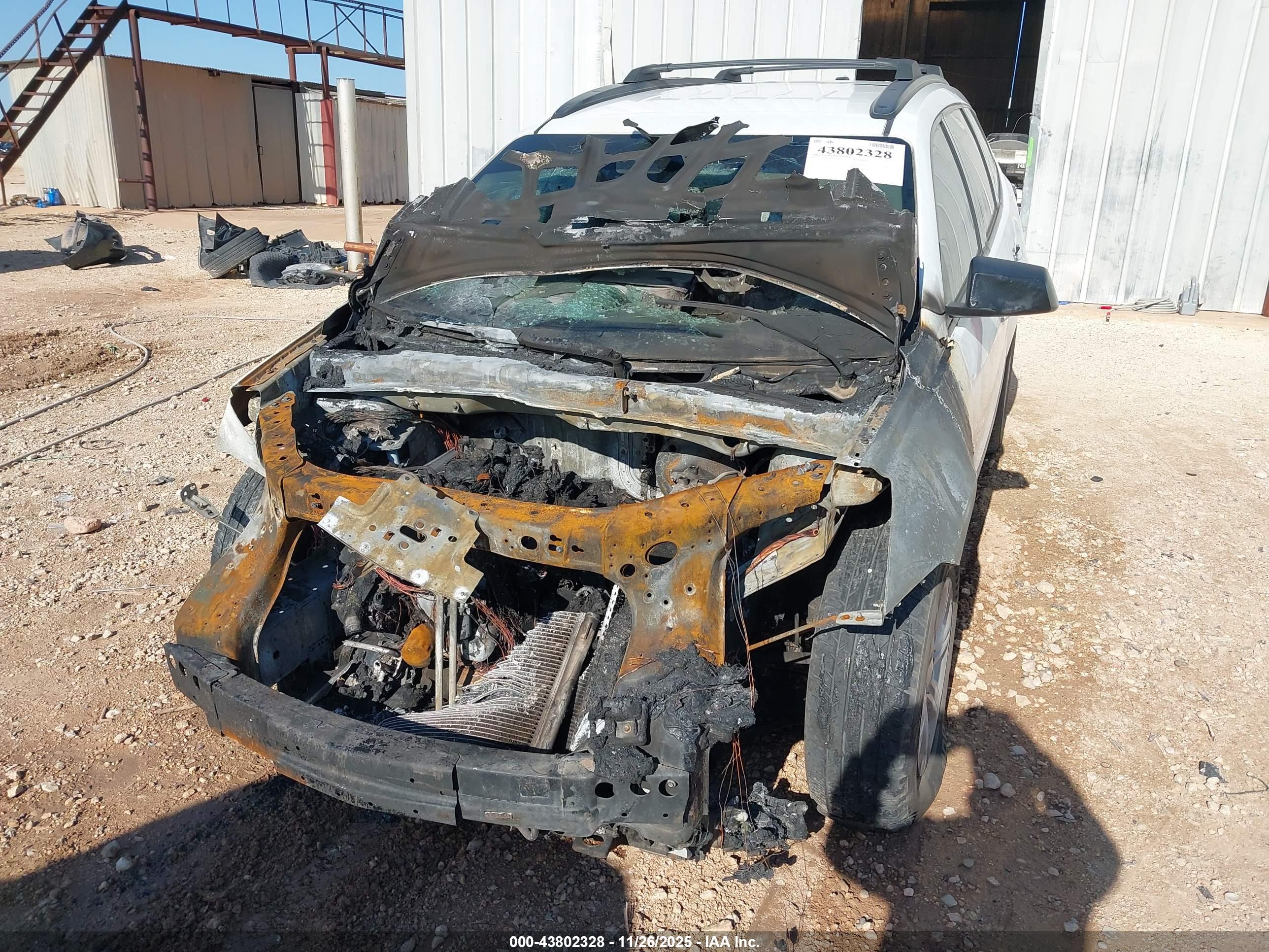 CHEVROLET TRAVERSE image 6