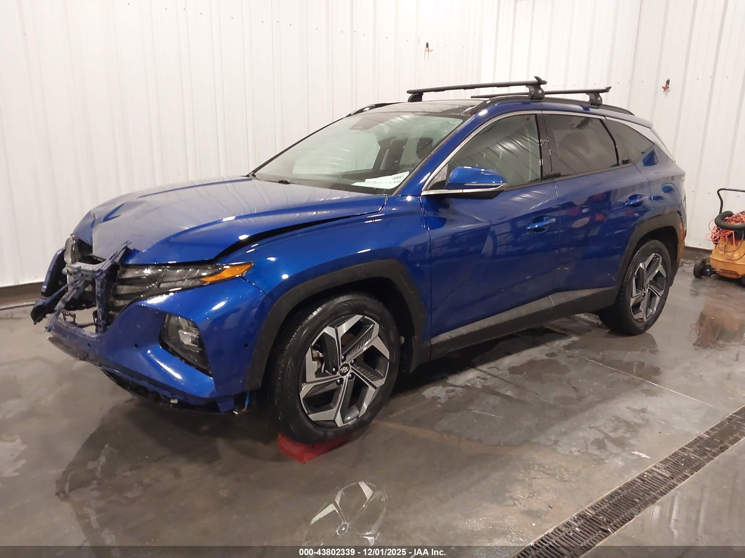 HYUNDAI TUCSON image 2
