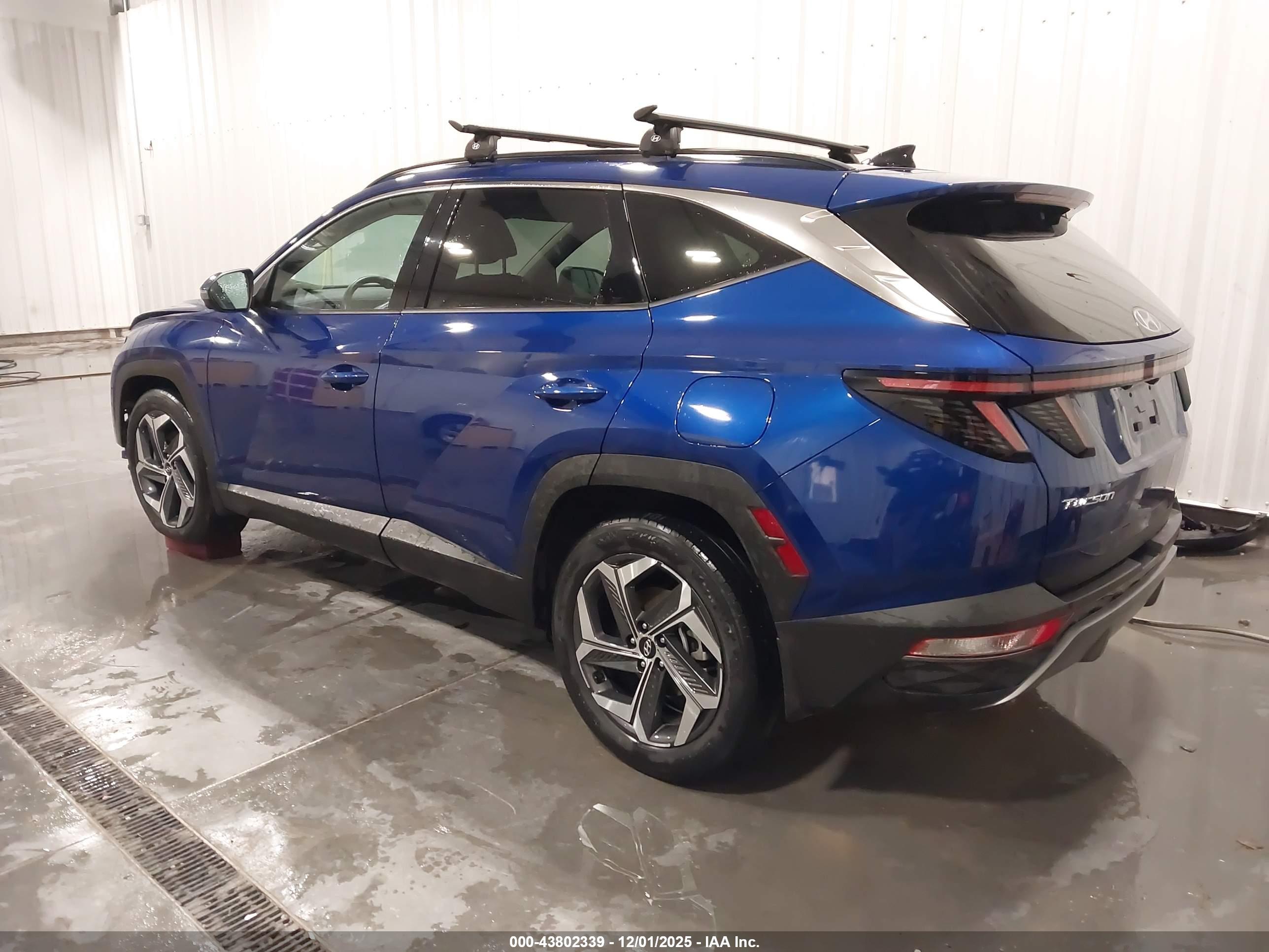 HYUNDAI TUCSON image 3