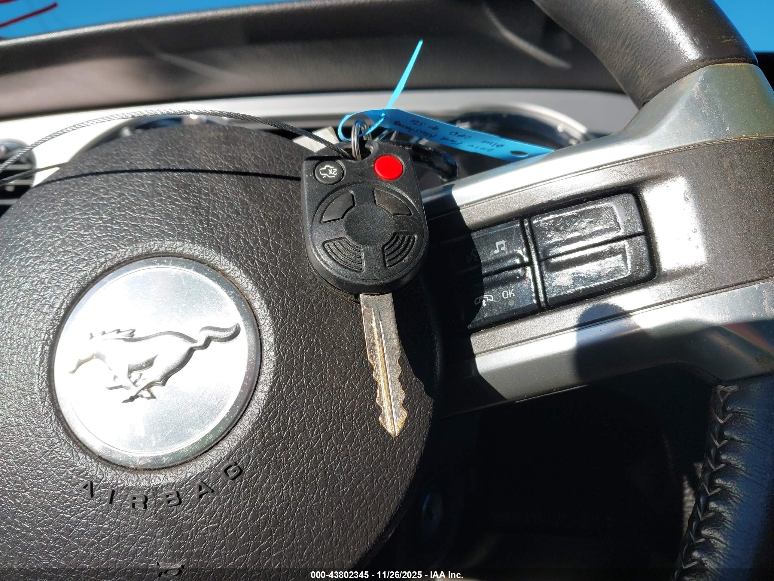 FORD MUSTANG image 11