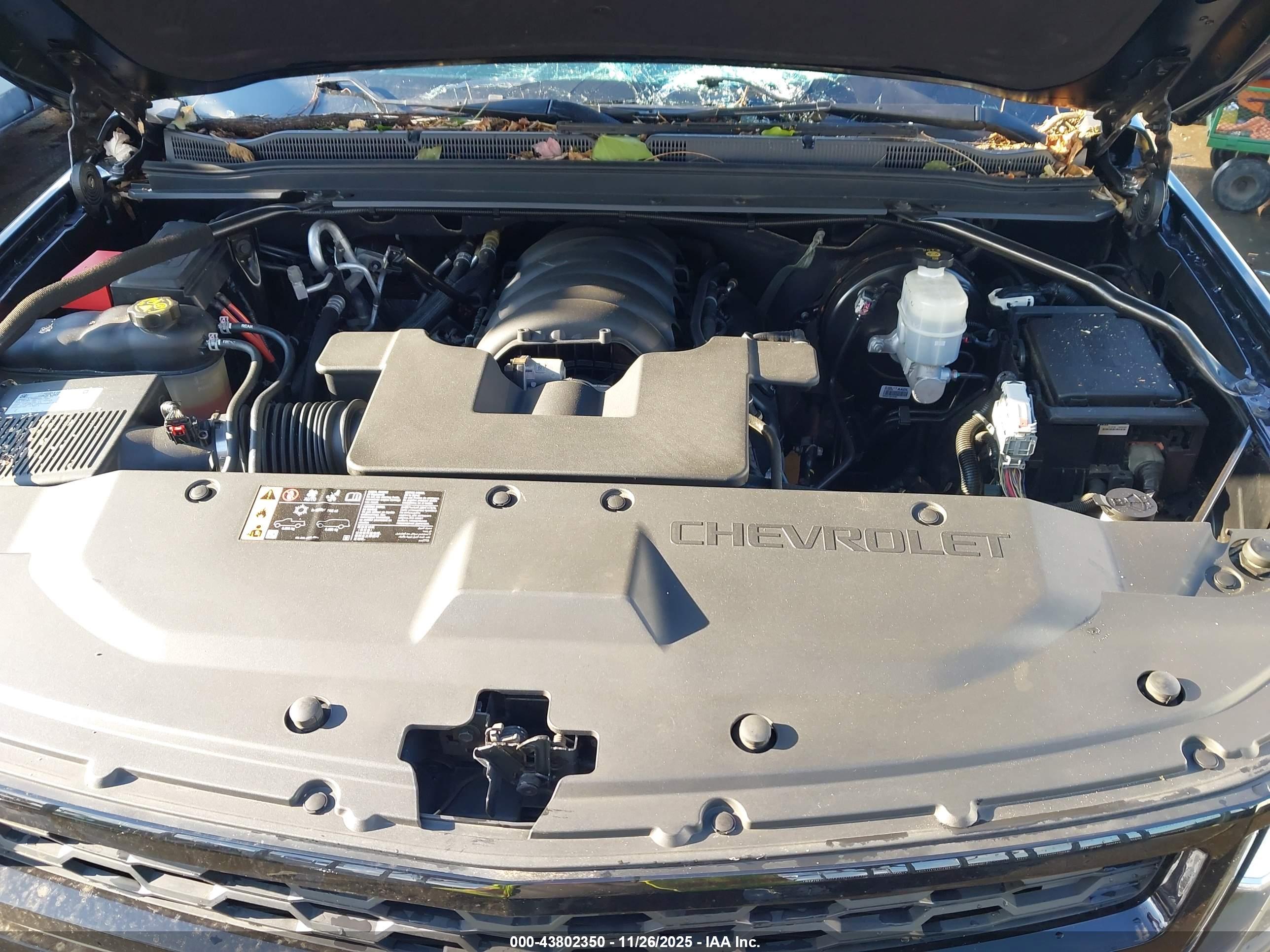 CHEVROLET TAHOE image 10