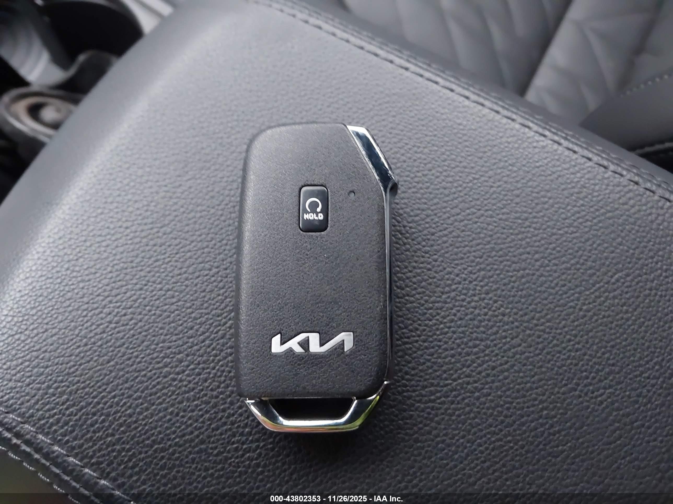 KIA SPORTAGE image 11