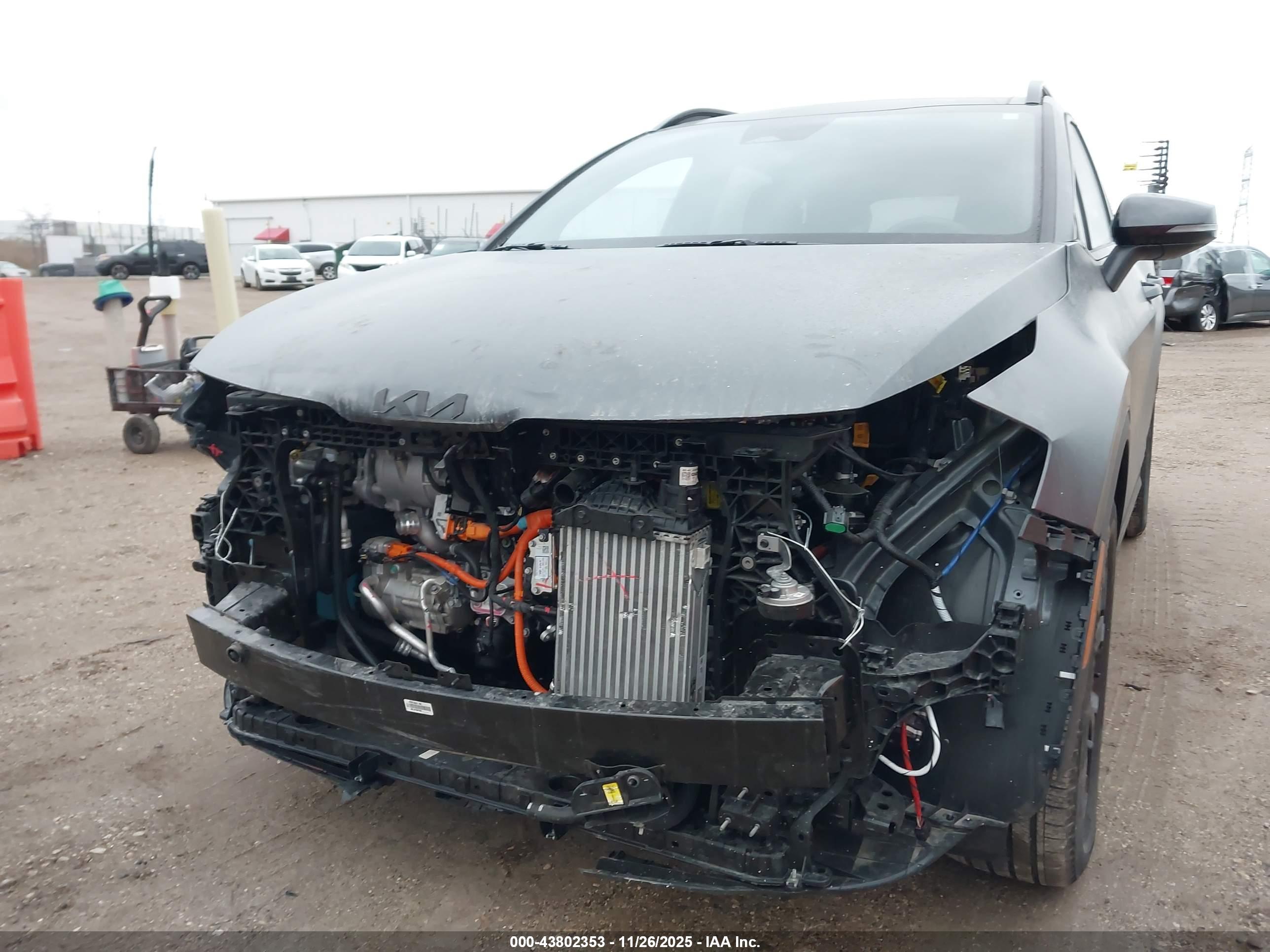 KIA SPORTAGE image 6
