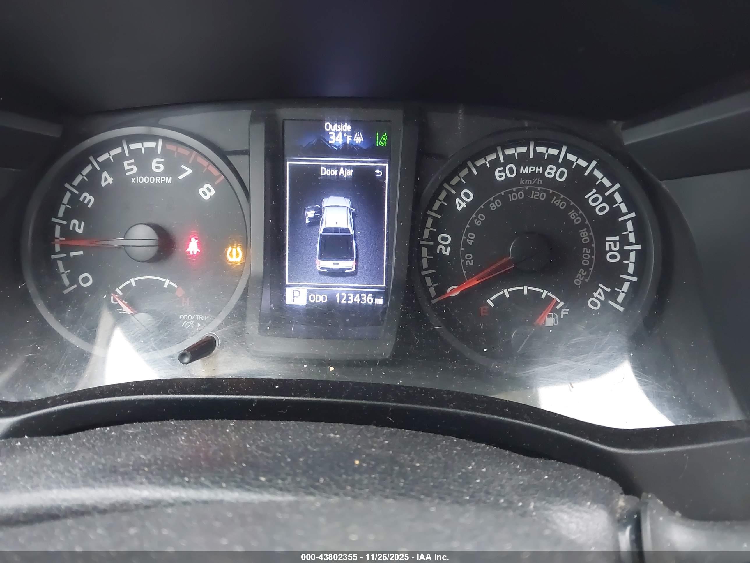 TOYOTA TACOMA image 7