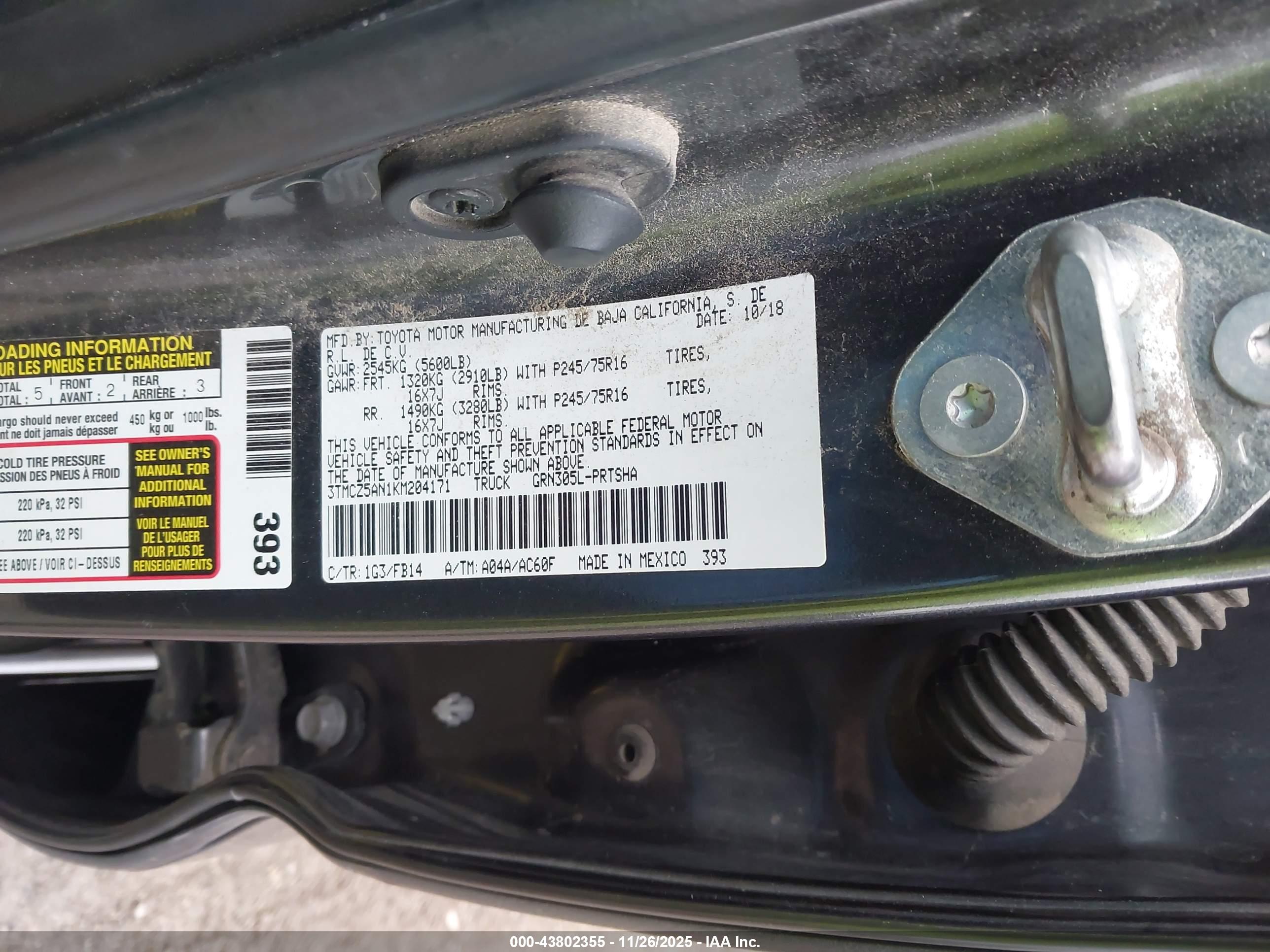 TOYOTA TACOMA image 9