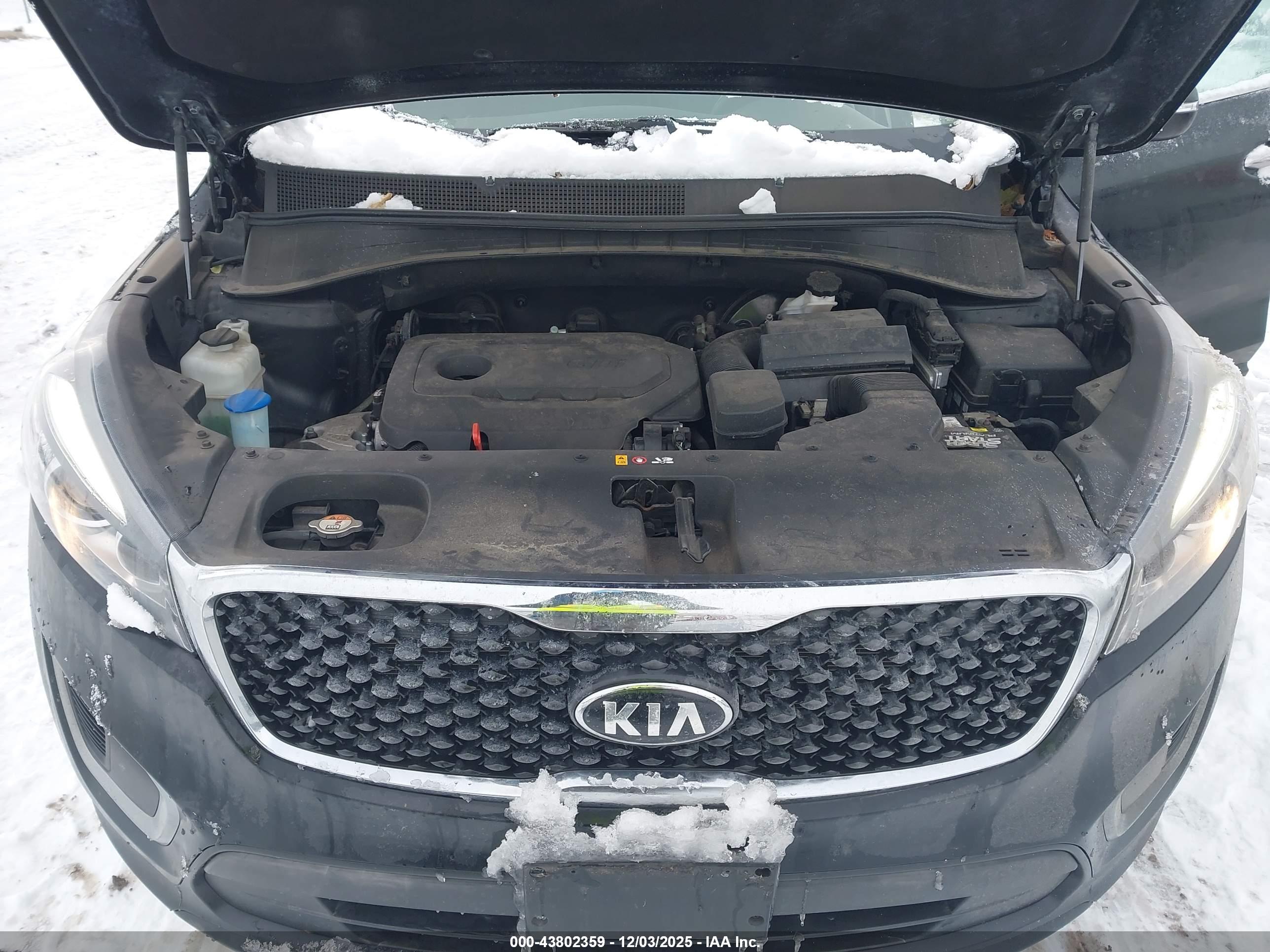 KIA SORENTO image 10