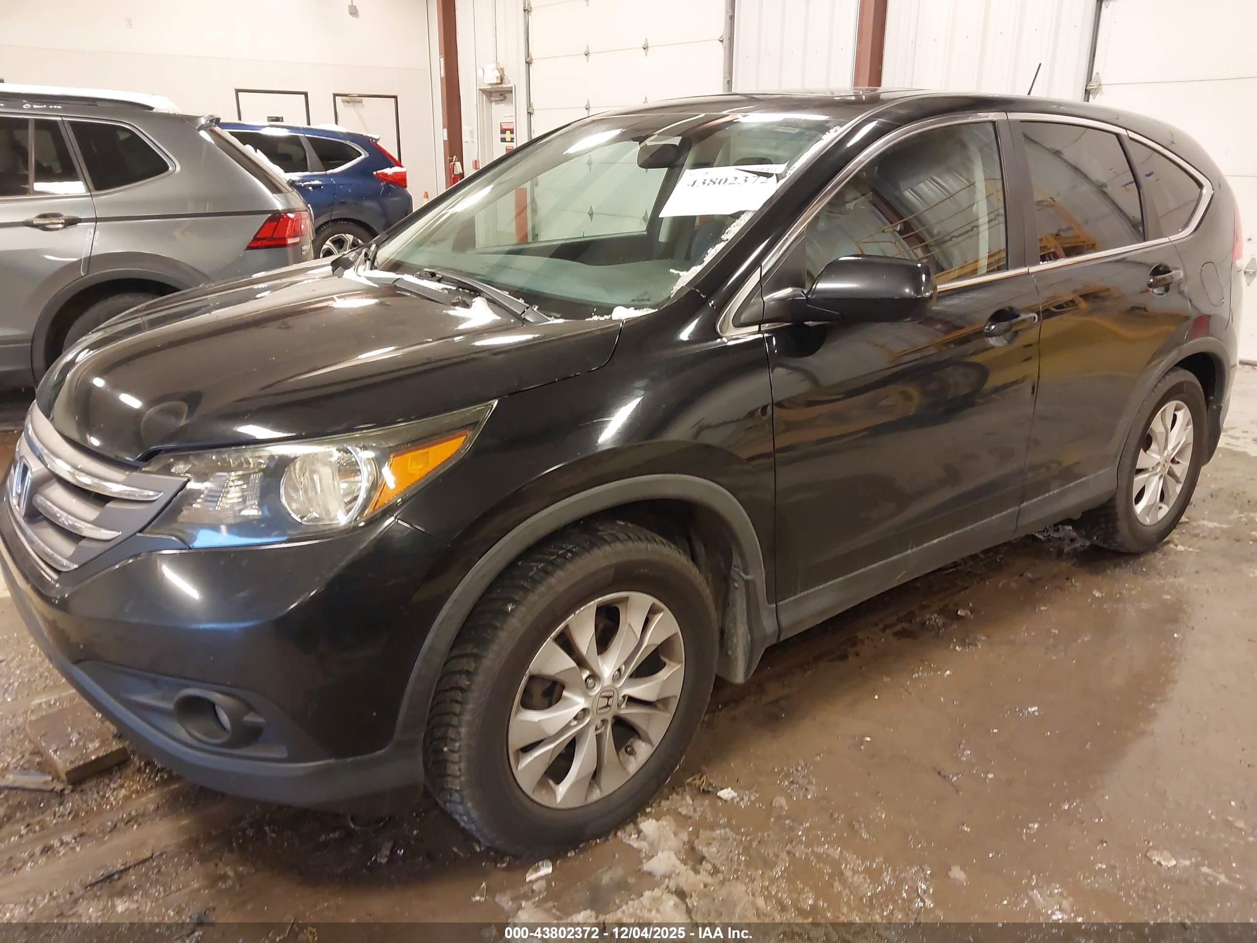 HONDA CR-V image 2