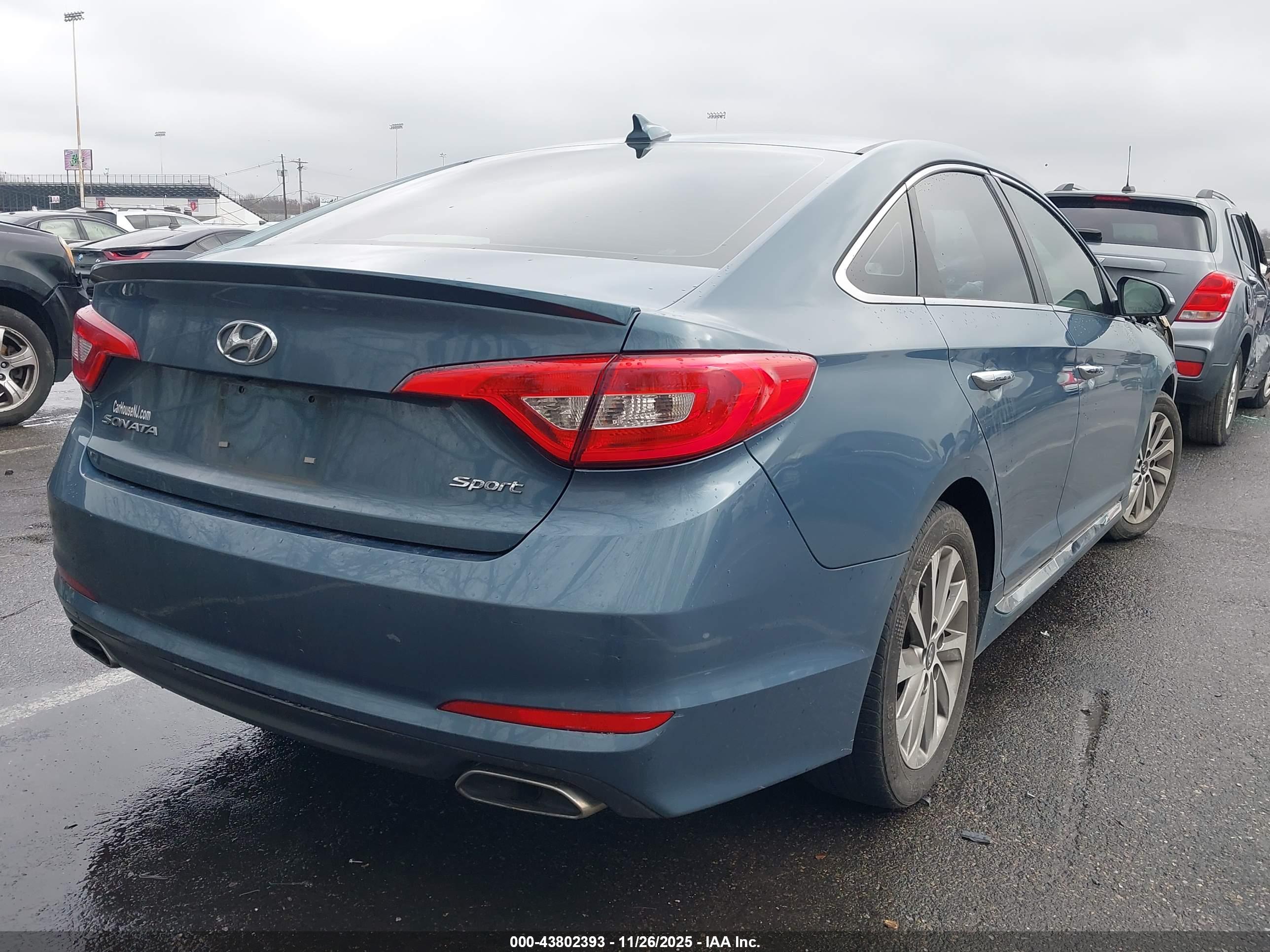 HYUNDAI SONATA image 4