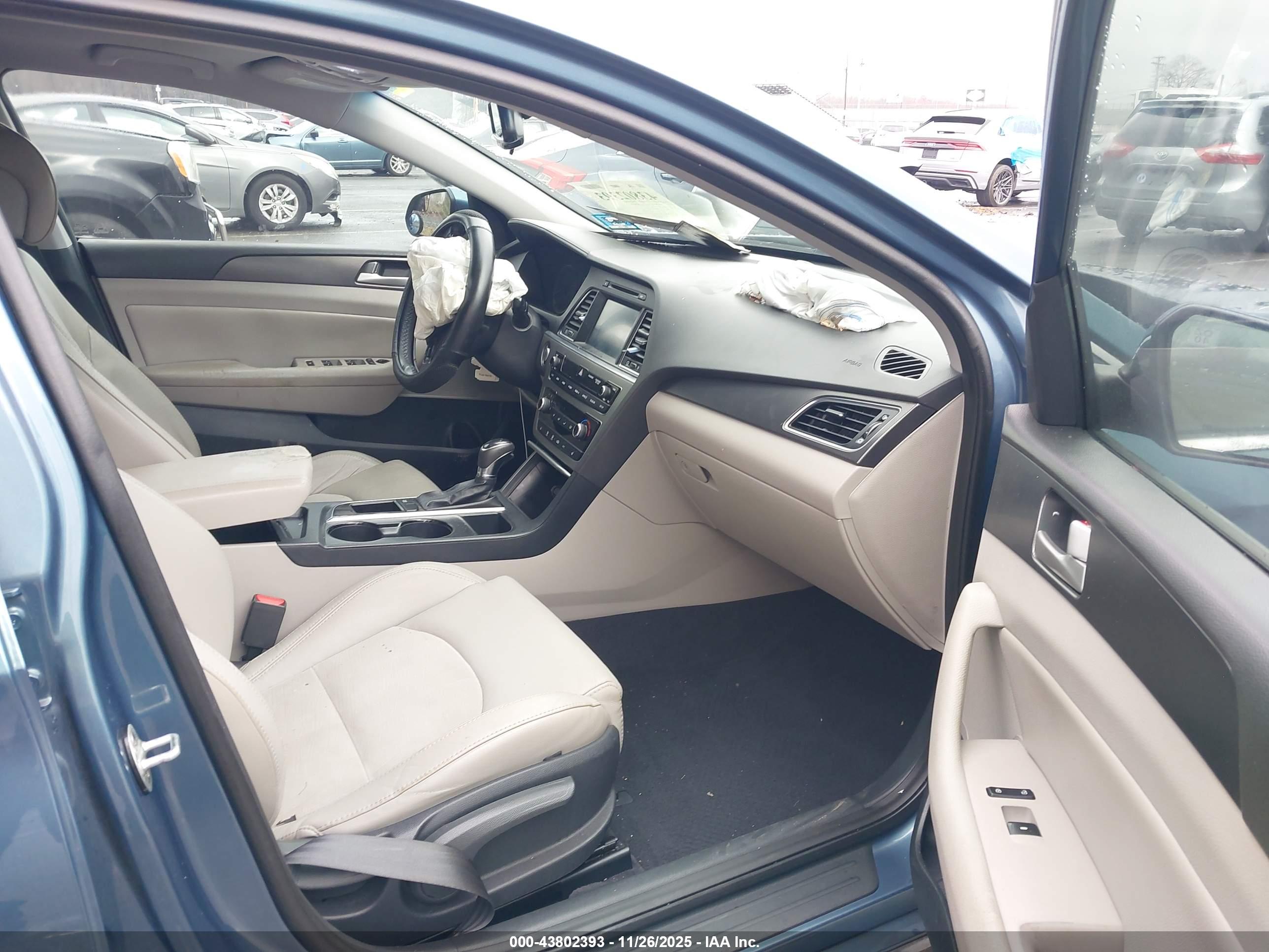 HYUNDAI SONATA image 5
