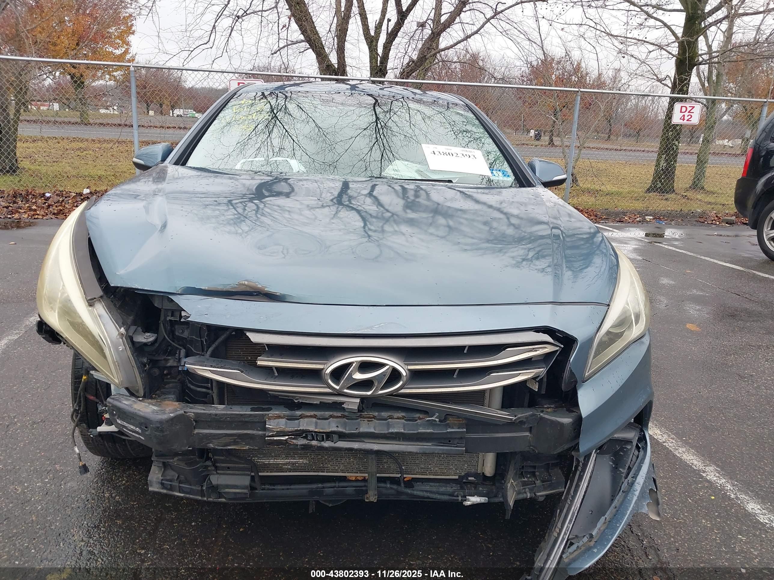 HYUNDAI SONATA image 6