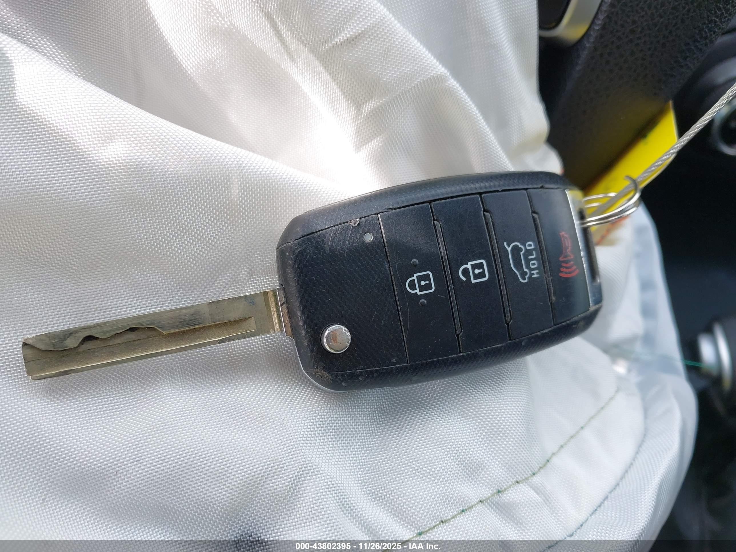 KIA SORENTO image 11
