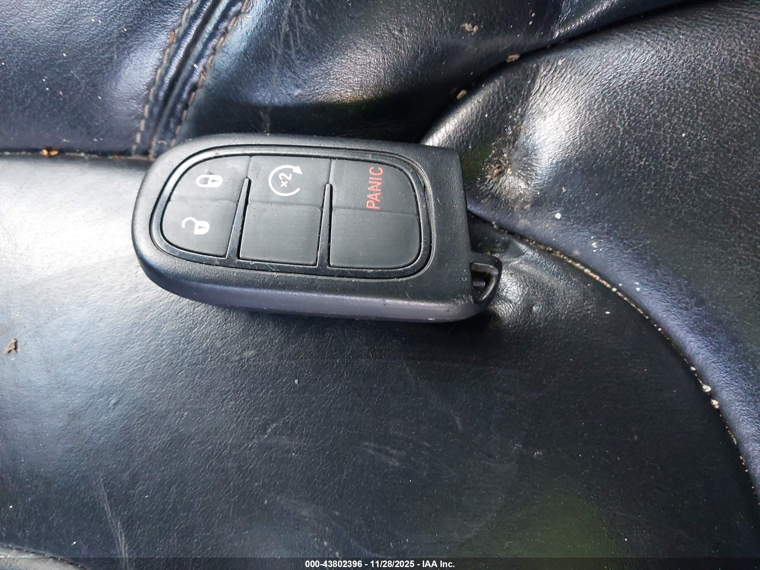 JEEP CHEROKEE image 11