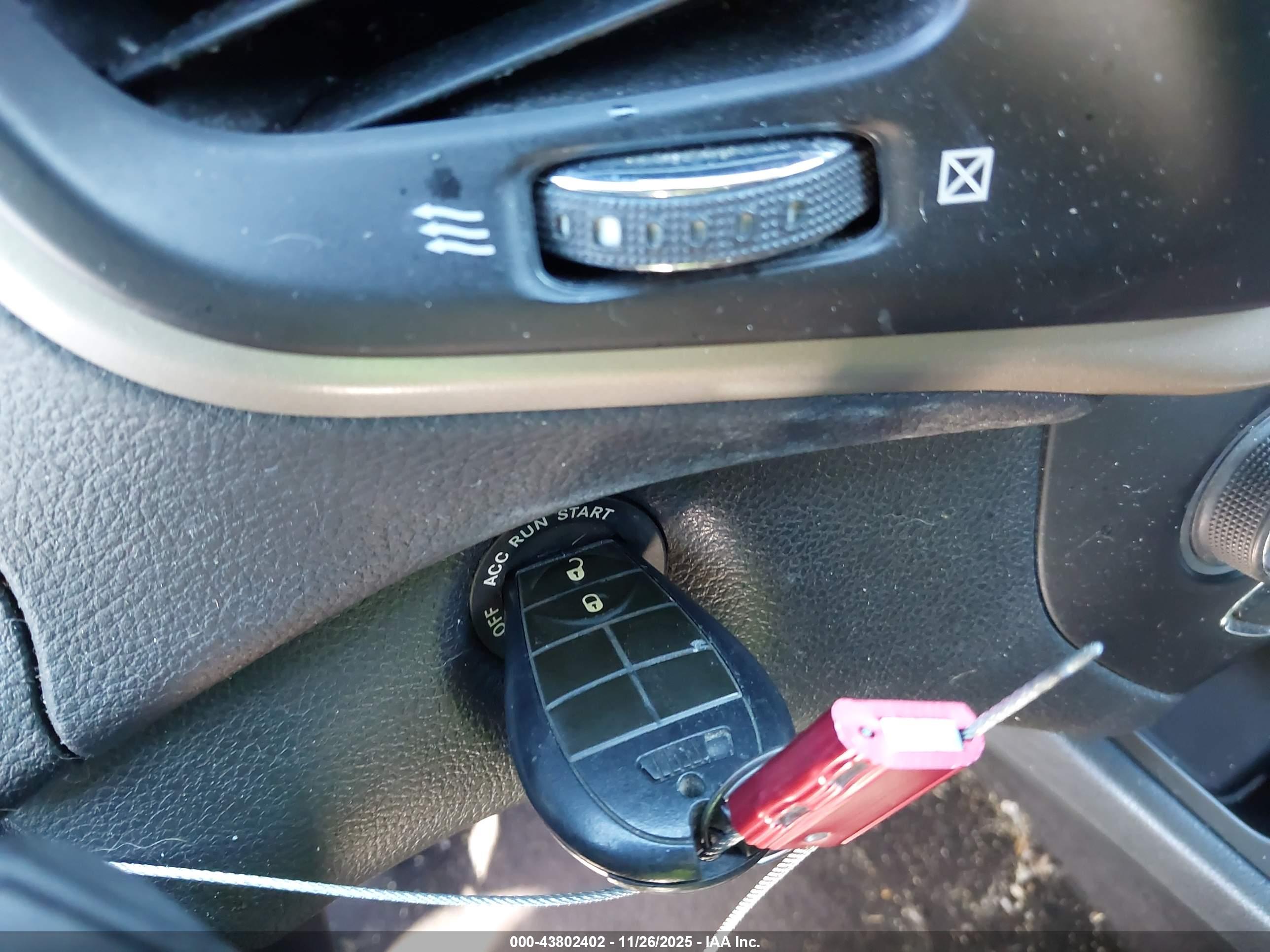 JEEP CHEROKEE image 11