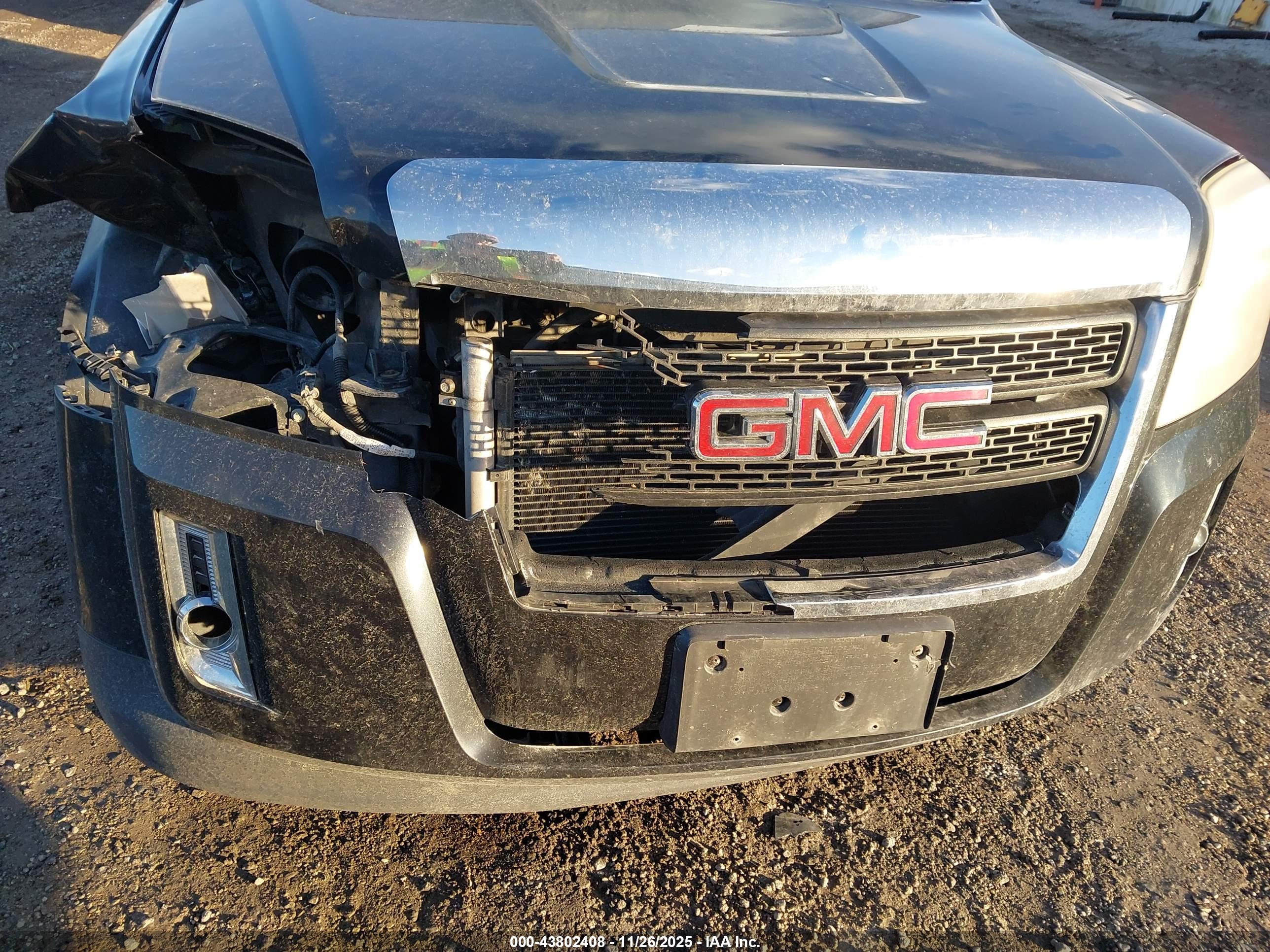 GMC TERRAIN image 6