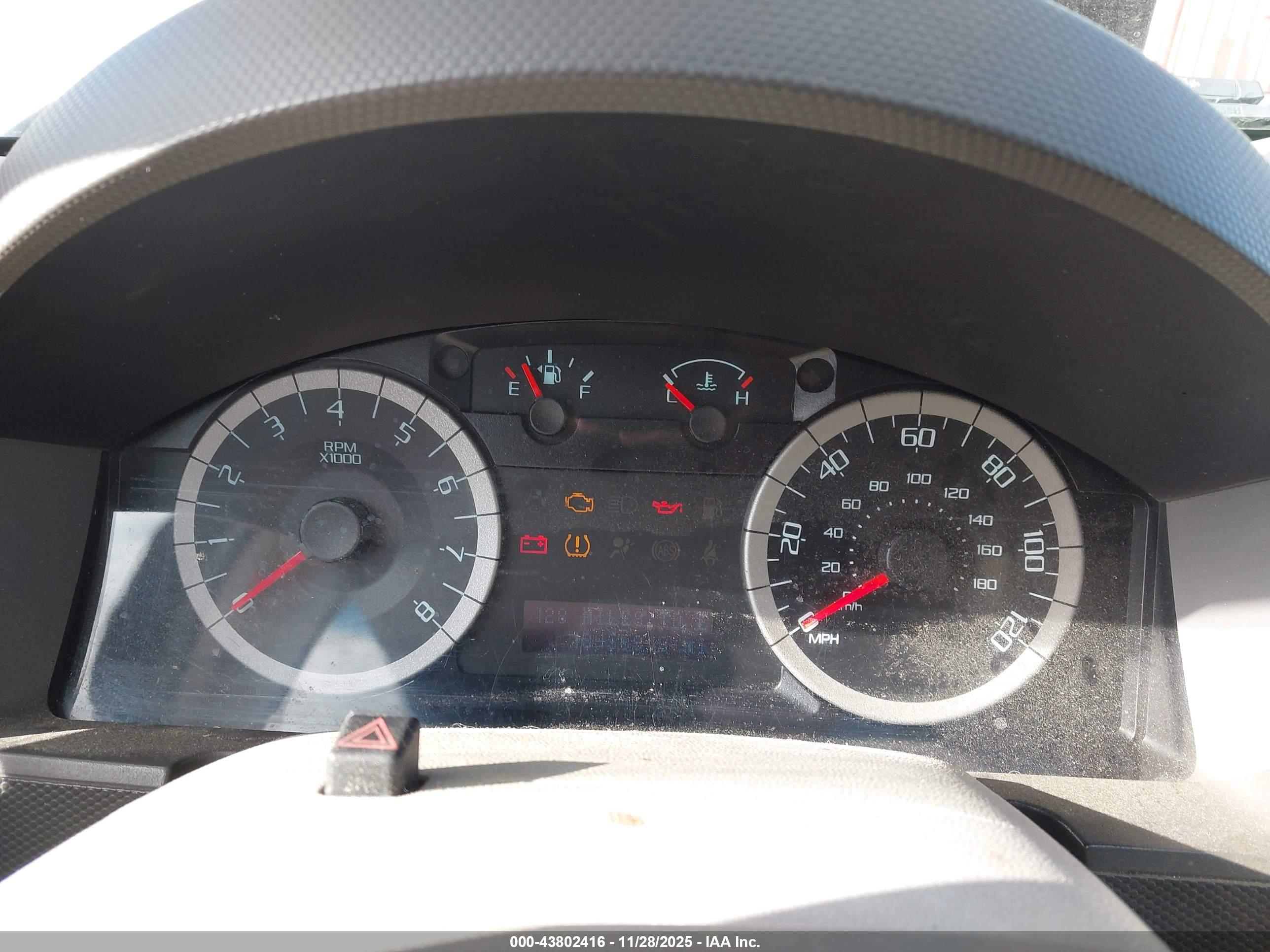 FORD ESCAPE image 7