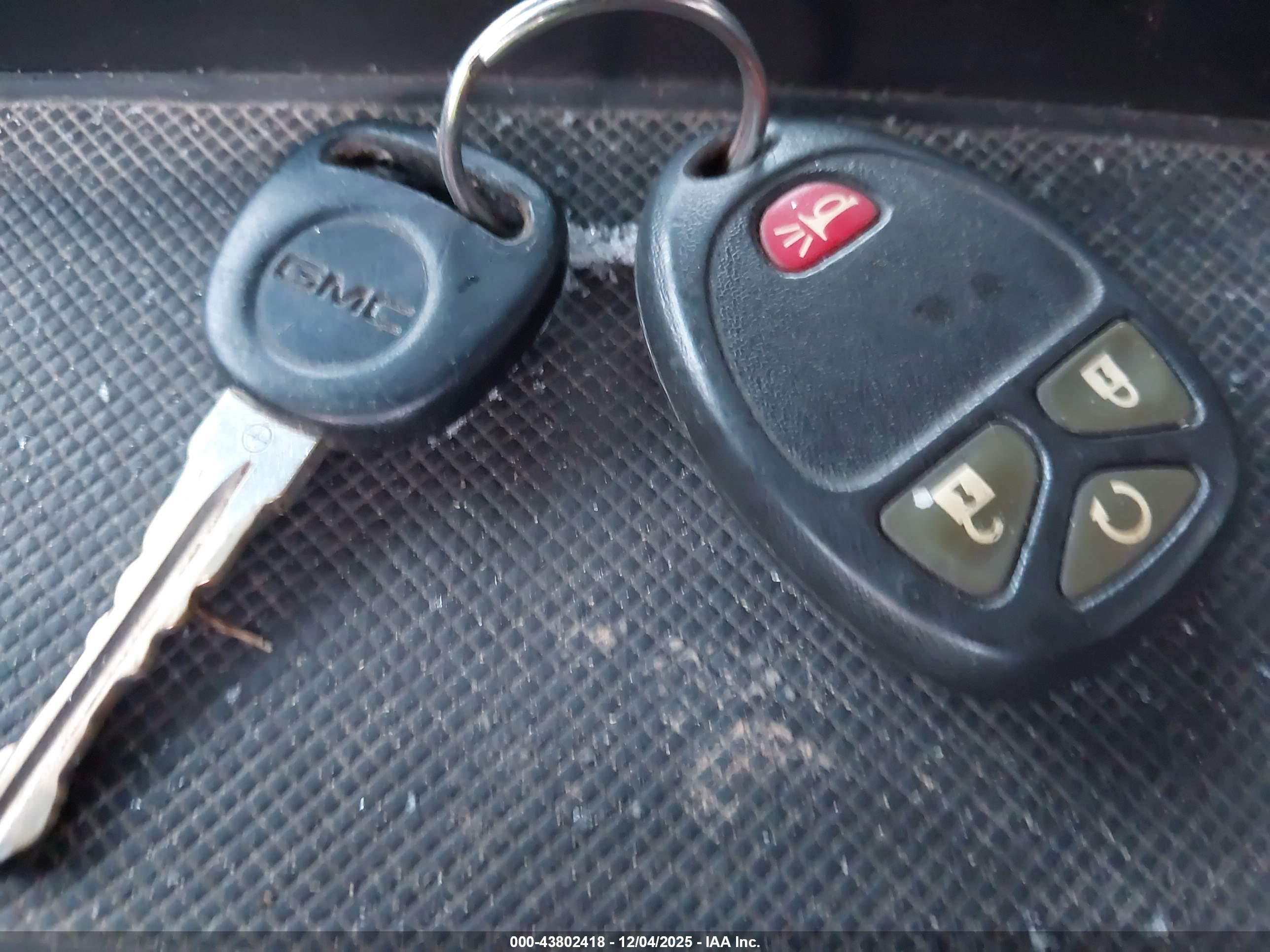 GMC SIERRA image 11