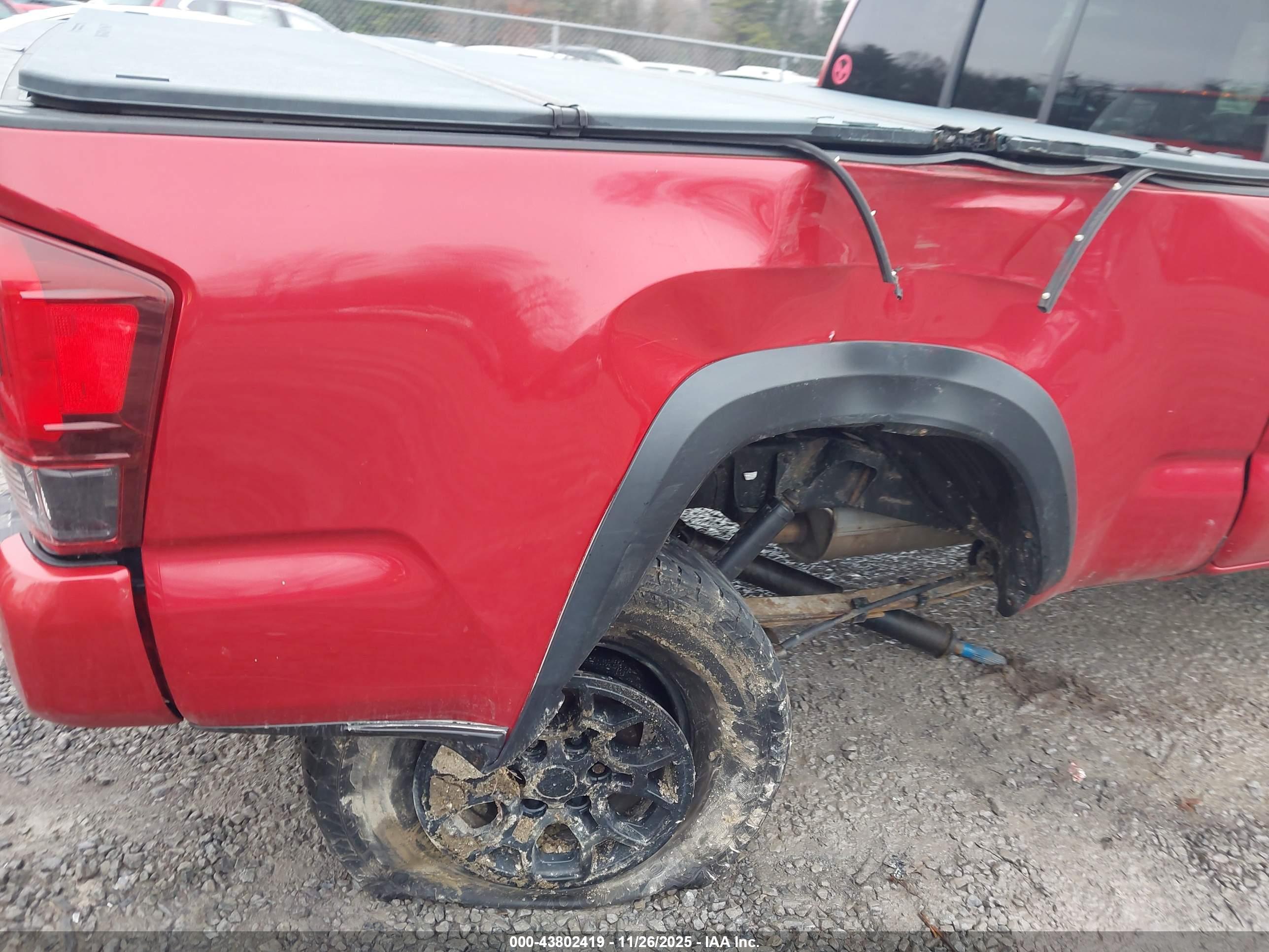 TOYOTA TACOMA image 6