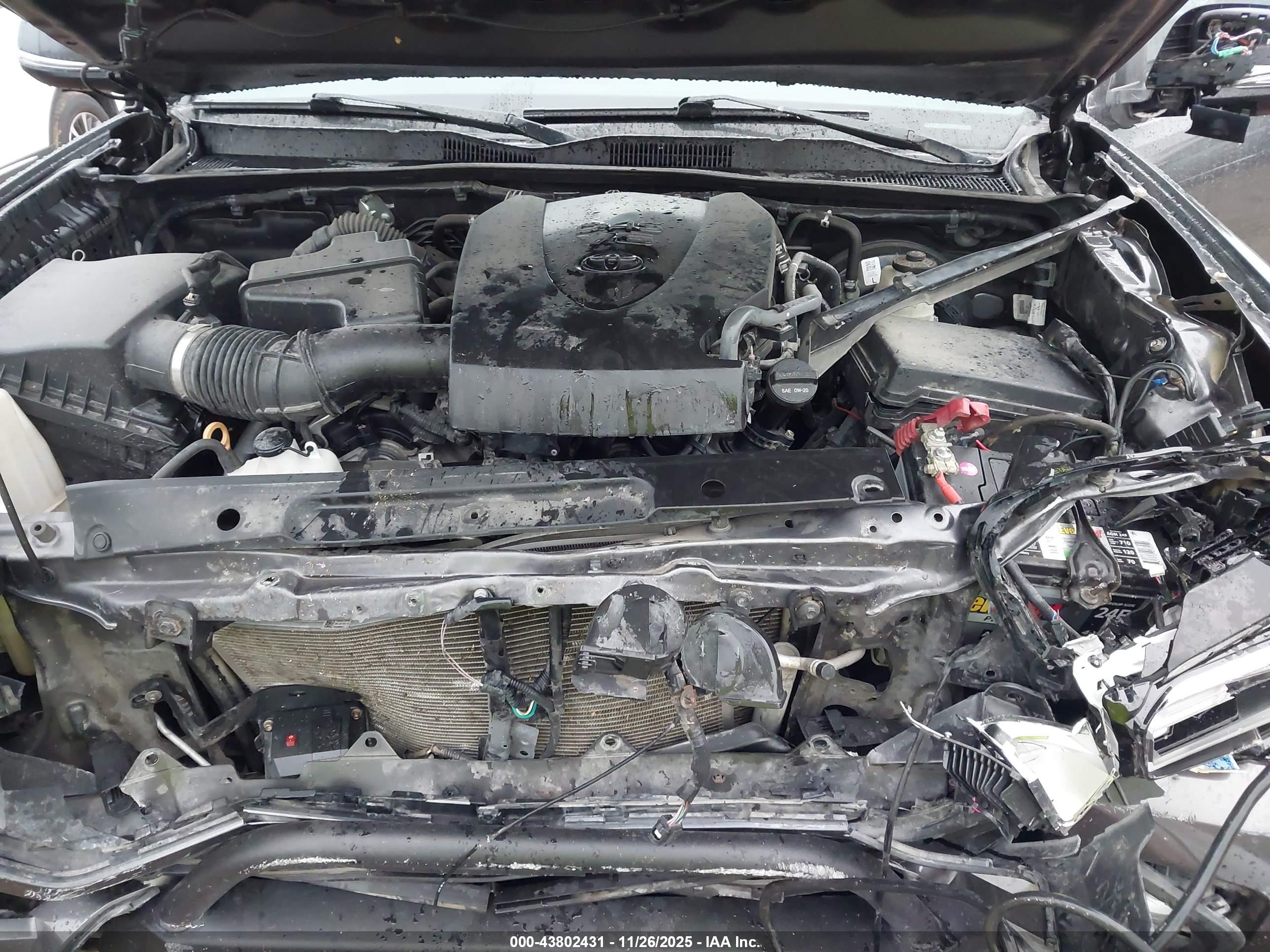 TOYOTA TACOMA image 10